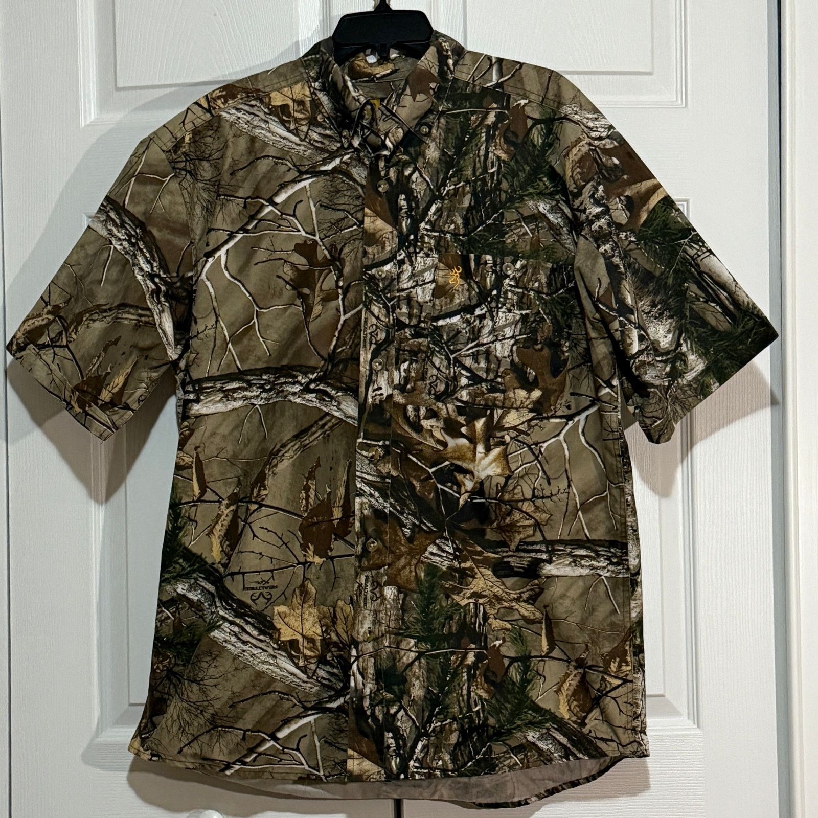 NWOT Browning Men's L Realtree Camo Short Sleeve Shirt.