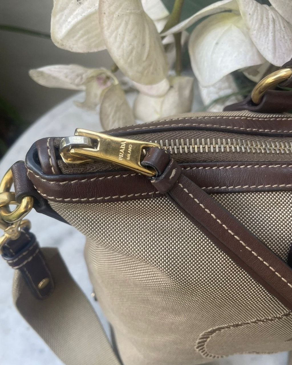 Prada Authentic PRADA Logo Jaquard Canvas Shoulder Bag Size ONE SIZE - 4 Thumbnail