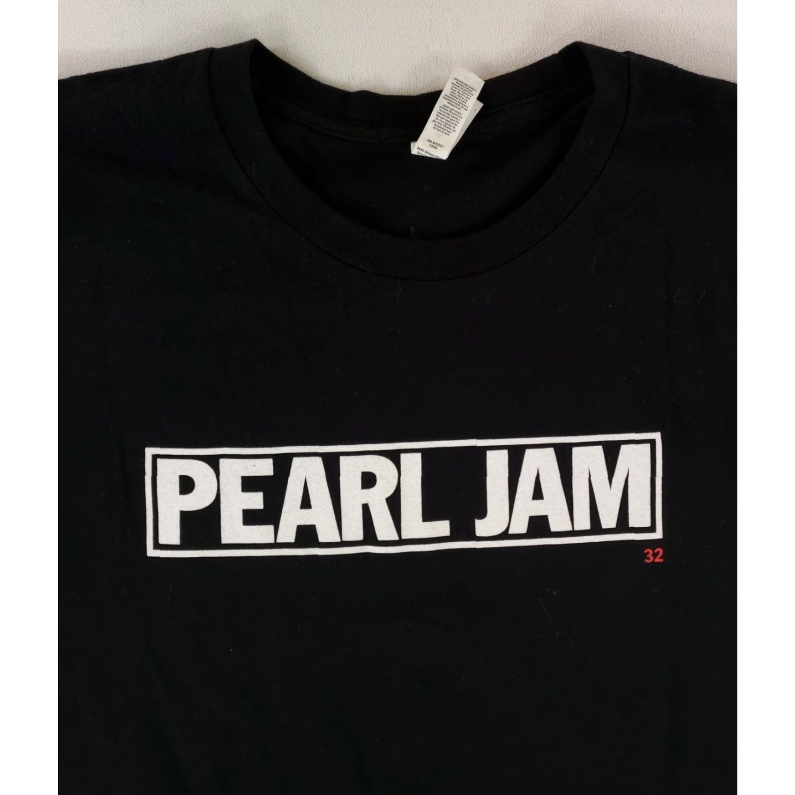 Vintage Pearl Jam T Shirt Black Short Sleeve Gigaton Tour 2023 Mens XL Size US XL / EU 56 / 4 - 2 Thumbnail