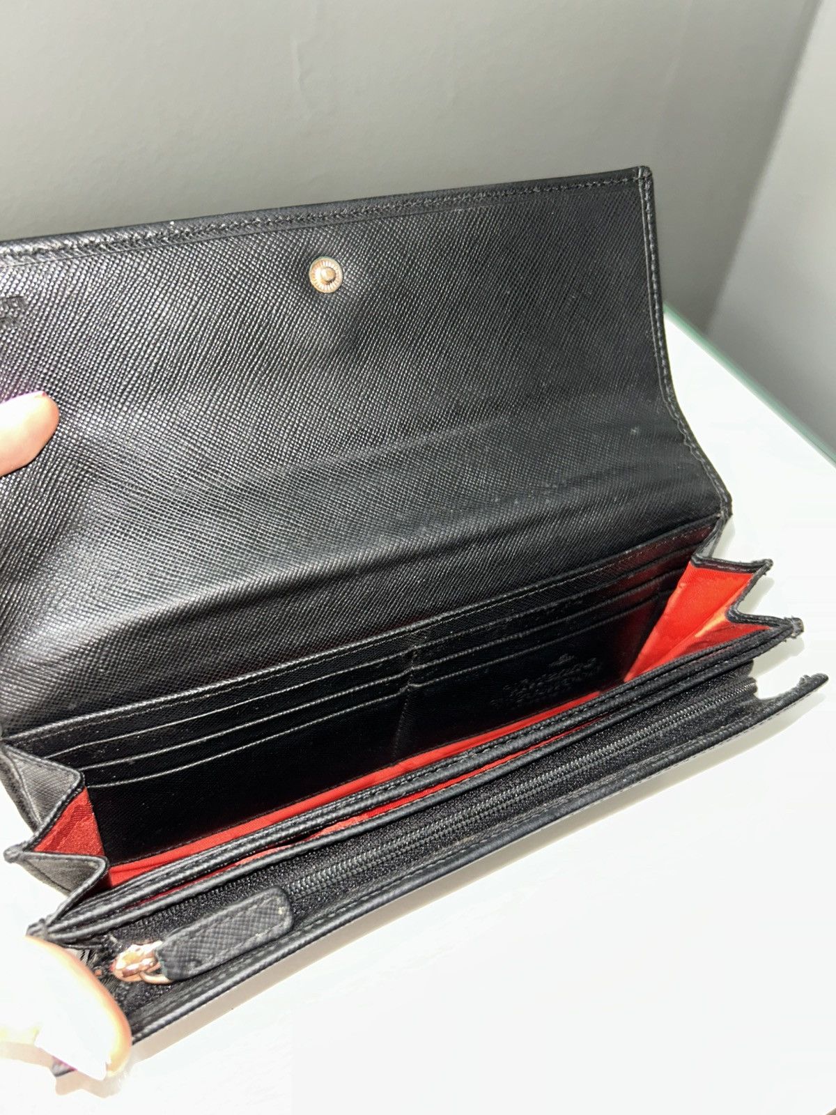 Vivienne Westwood Vivienne Westwood Black Leather Long Wallet w/ Red Interior Size ONE SIZE - 6 Thumbnail