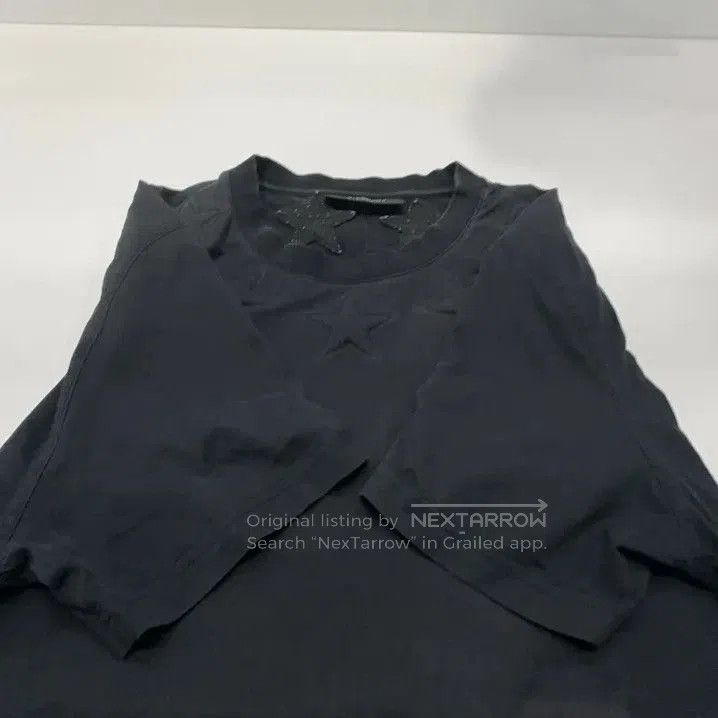 Givenchy Givenchy Men's Star Decor Short-Sleeve T-Shirt. Size US M / EU 48-50 / 2 - 9 Thumbnail