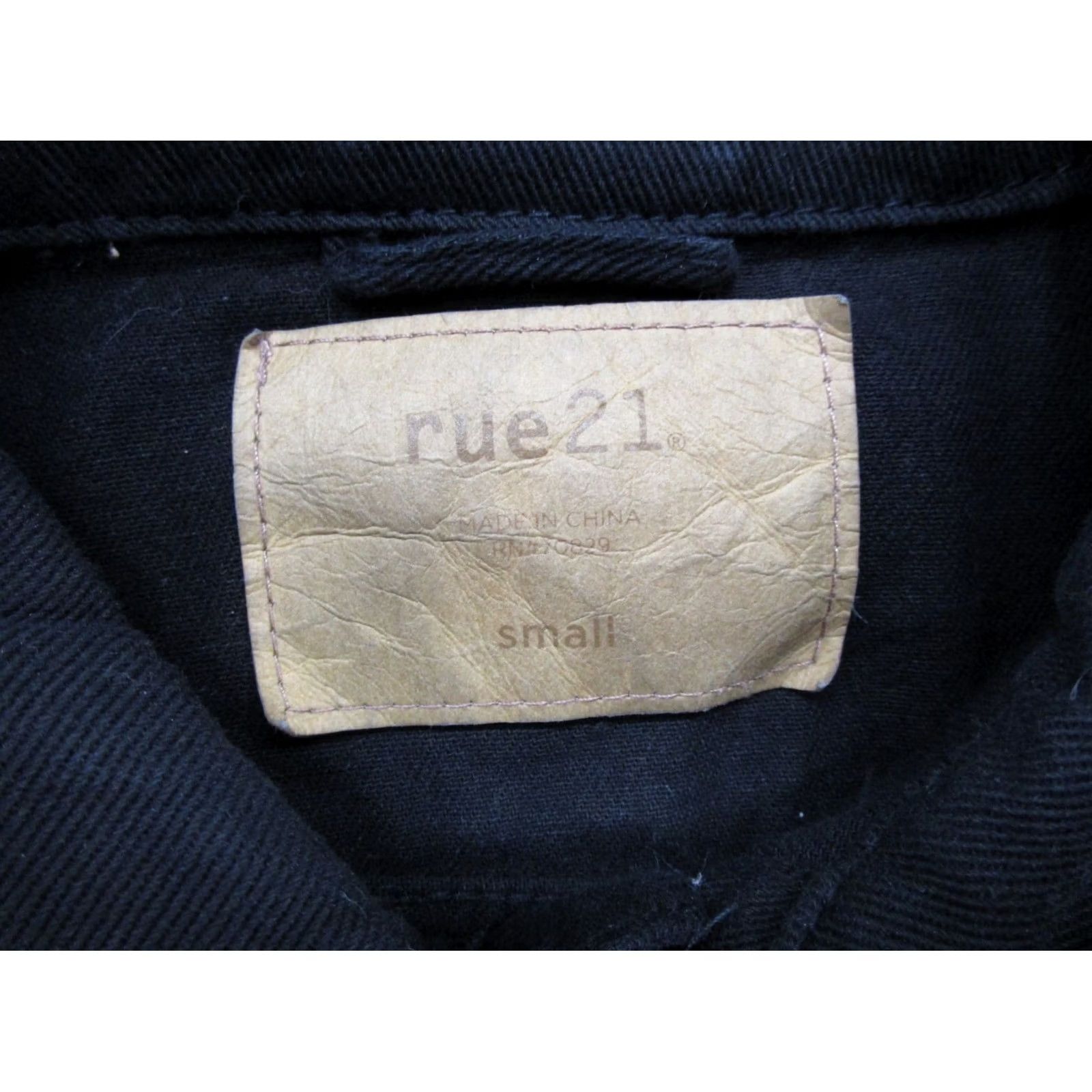 Vintage Rue21 Japan Tokyo Grafitti Wave Koi Fish Button U Black Denim Jacket S Women Jacket Denim Black Size S Limited 90s Theme Fish Vintage Womens Size S / US 4 / IT 40 - 3 Thumbnail