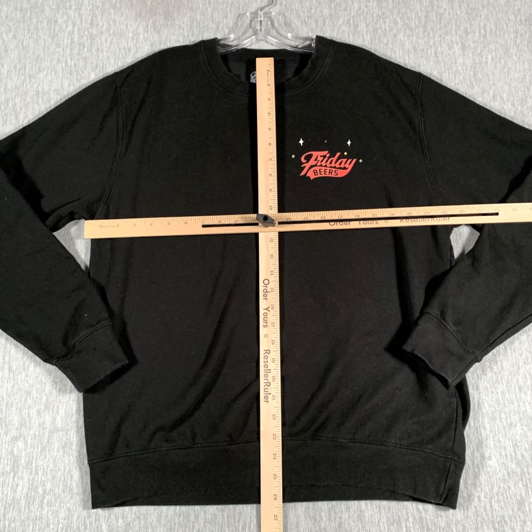 Vintage Friday Beers Sweatshirt Mens Large Black Graphic Print Christmas Stocking Holiday Crewneck Pullover Knit Fleece Size US L / EU 52-54 / 3 - 6 Thumbnail
