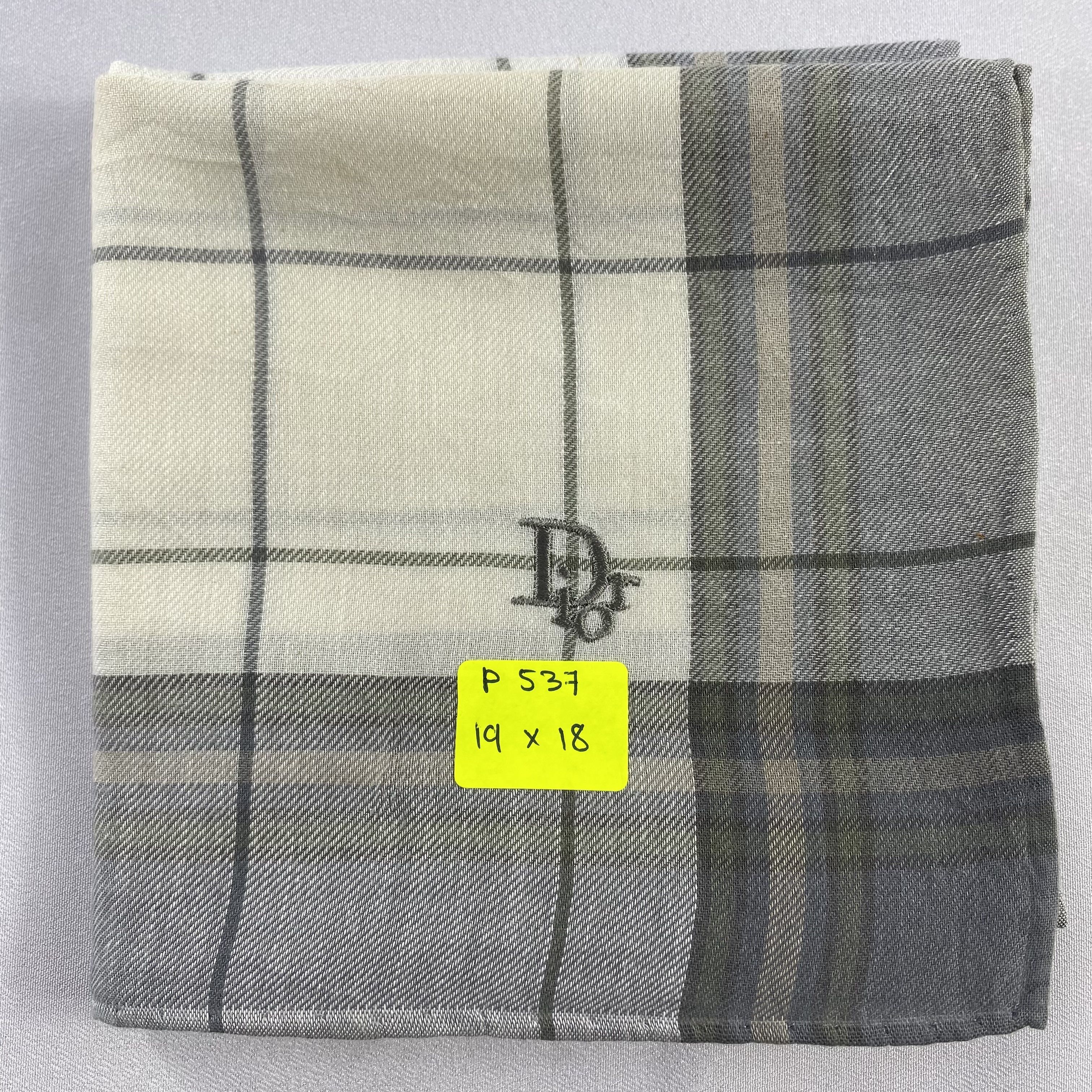 Vintage Dior Bandana/ Handkerchief / Neckerchief-P537 Size ONE SIZE - 5 Thumbnail