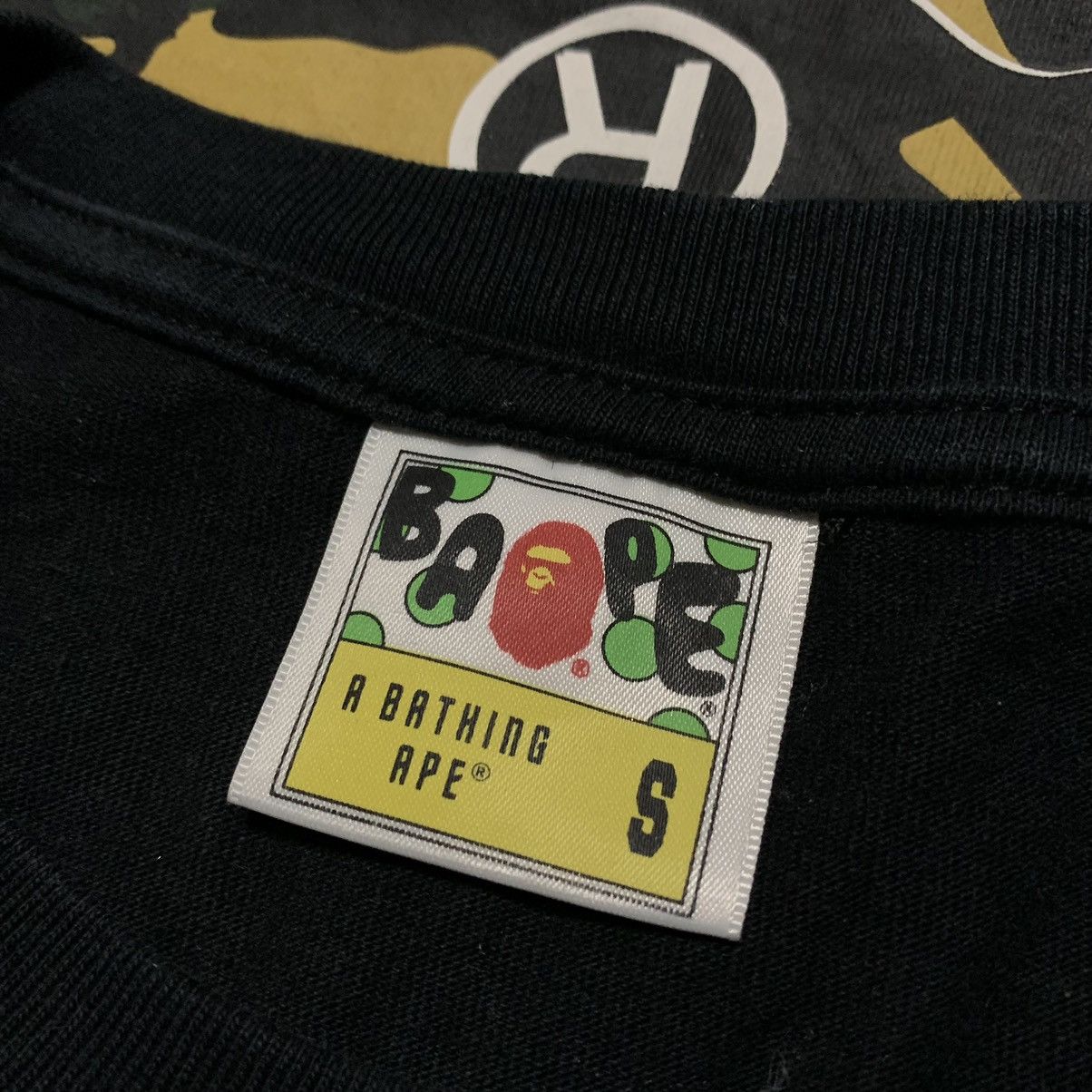 Bape Bape Small Busy Works 1st Camo Back Graphic Black Tee Size US S / EU 44-46 / 1 - 5 Thumbnail