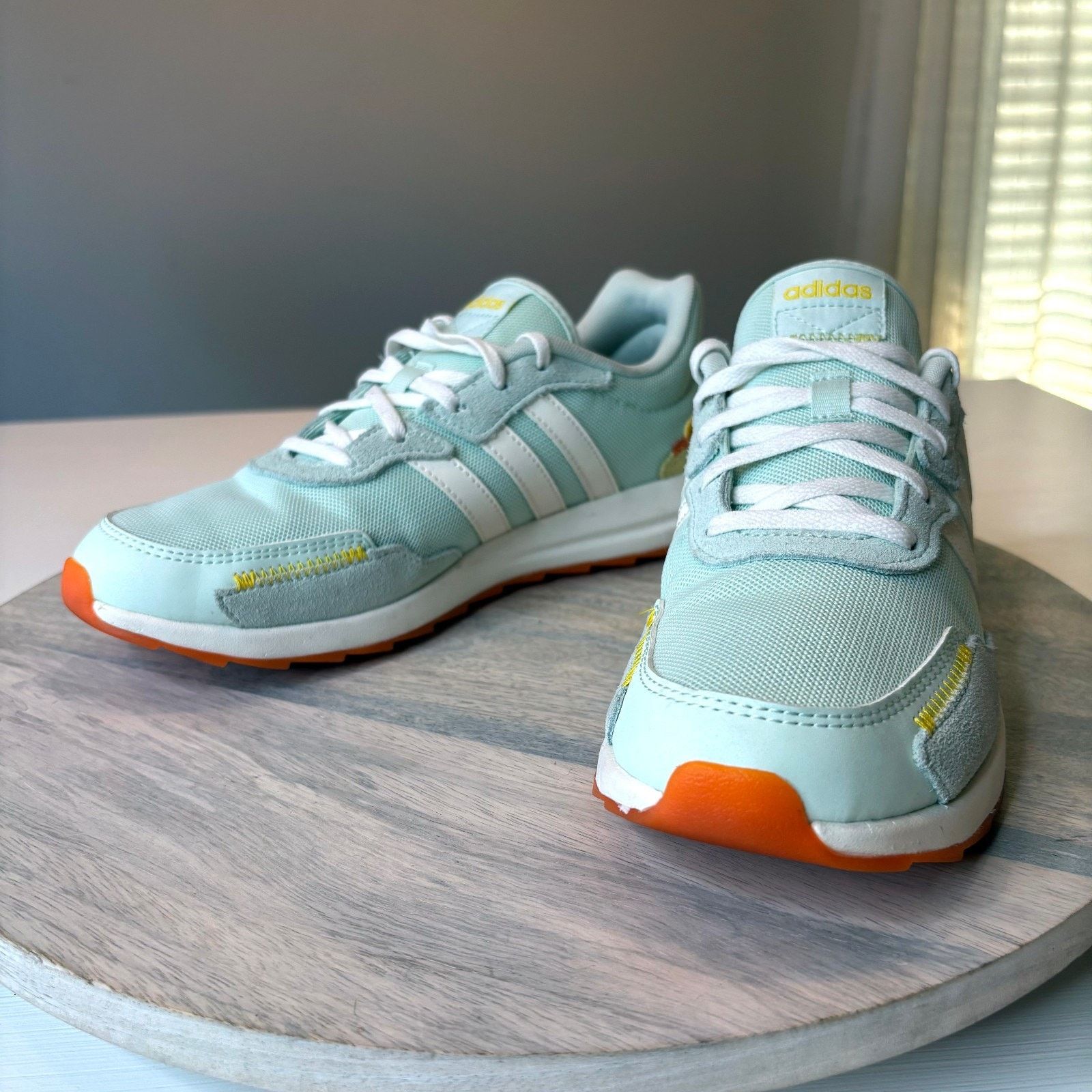 Adidas Adidas RetroRun Dash Green Sneakers Size 8.5 Shoes EG4221 Size US 8.5 / IT 38.5 - 3 Thumbnail