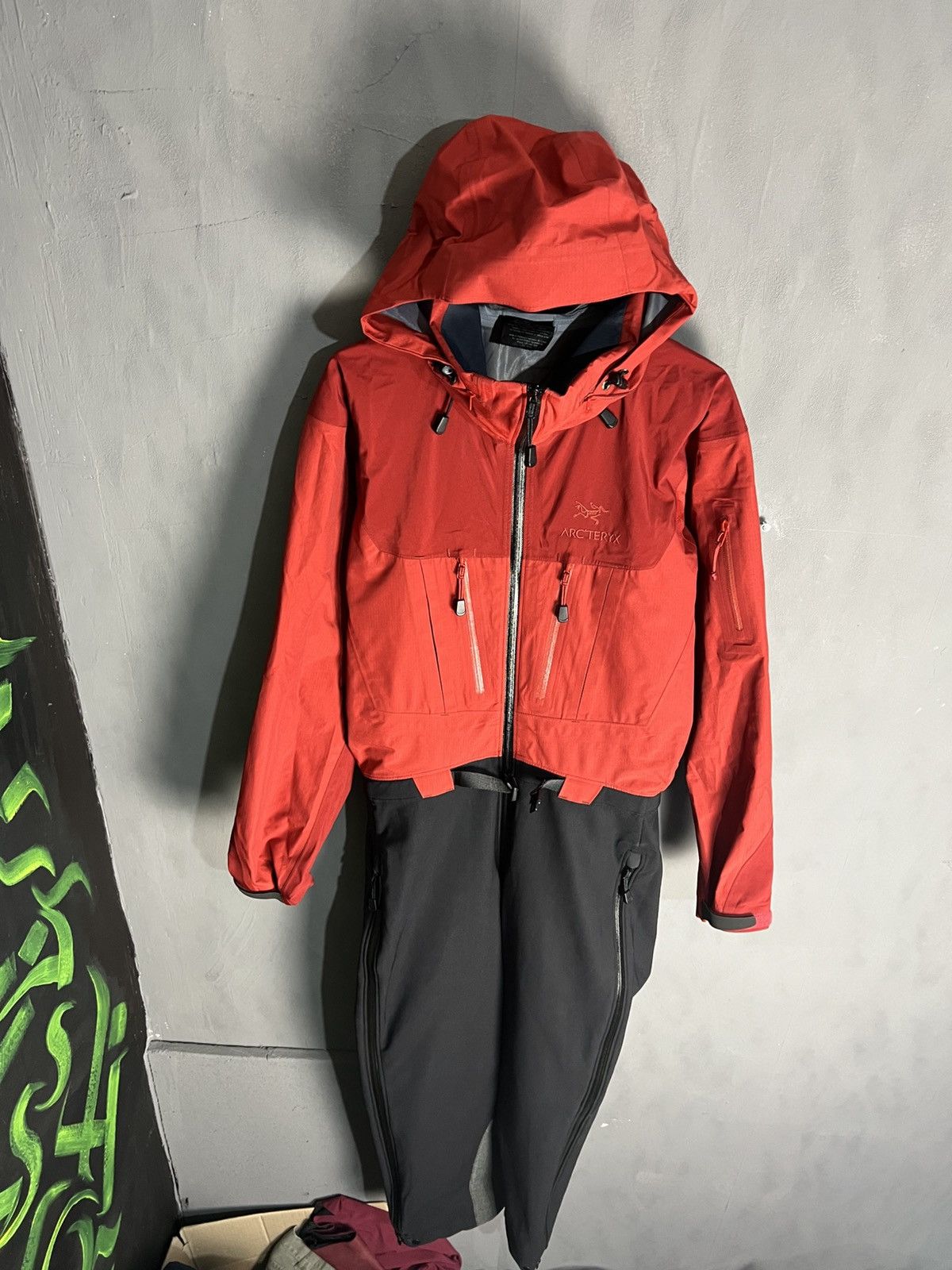 Arc'teryx BETA LT TATSU SIZE M | Grailed