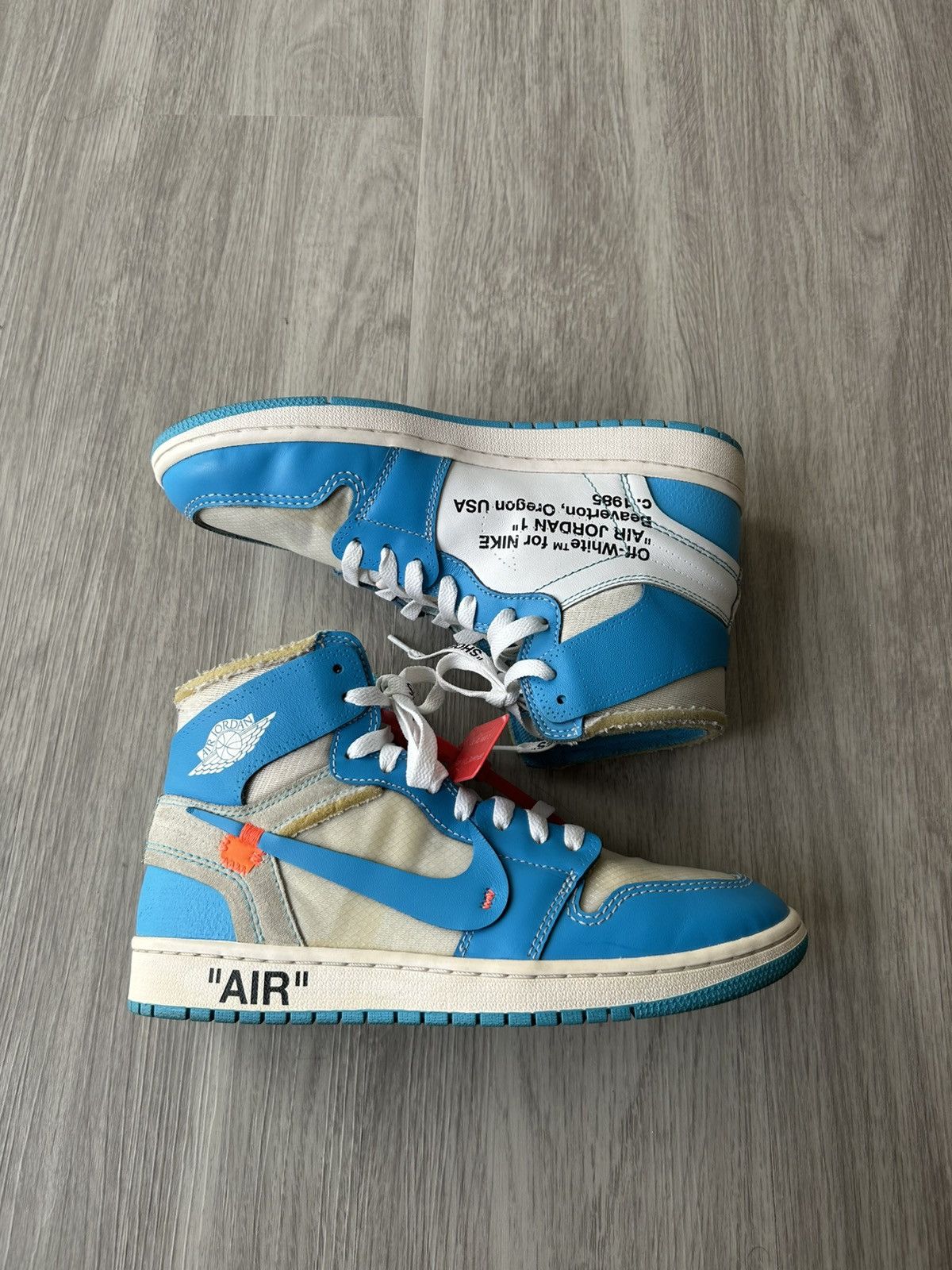 Jordan Brand × Off-White Off-White X Air Jordan 1 High OG UNC Size 8.5 Size US 8.5 / EU 41-42 - 1 Thumbnail
