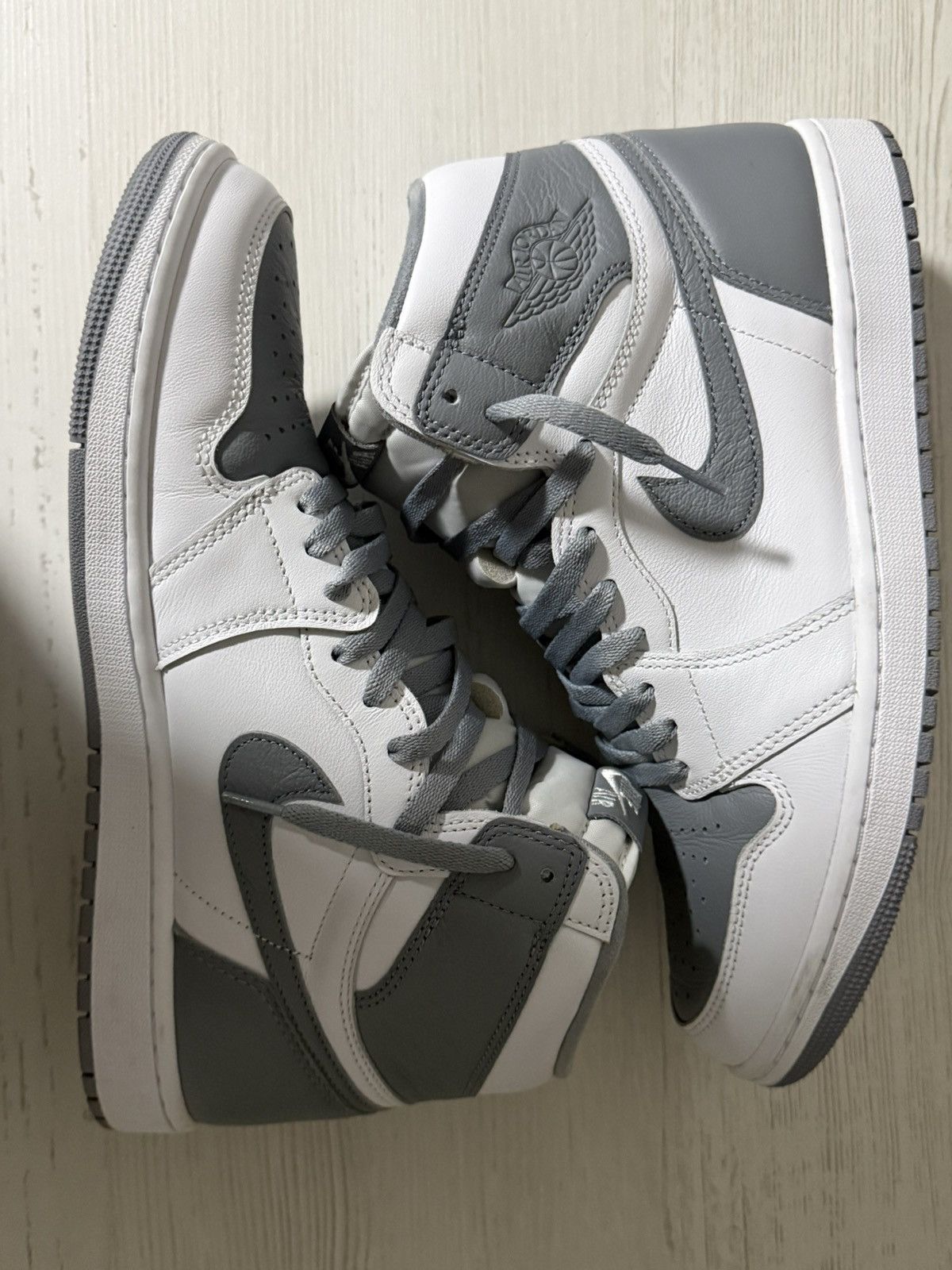 Nike Air Jordan 1 Retro High OG “Stealth” Size US 11 / EU 44 - 1 Thumbnail