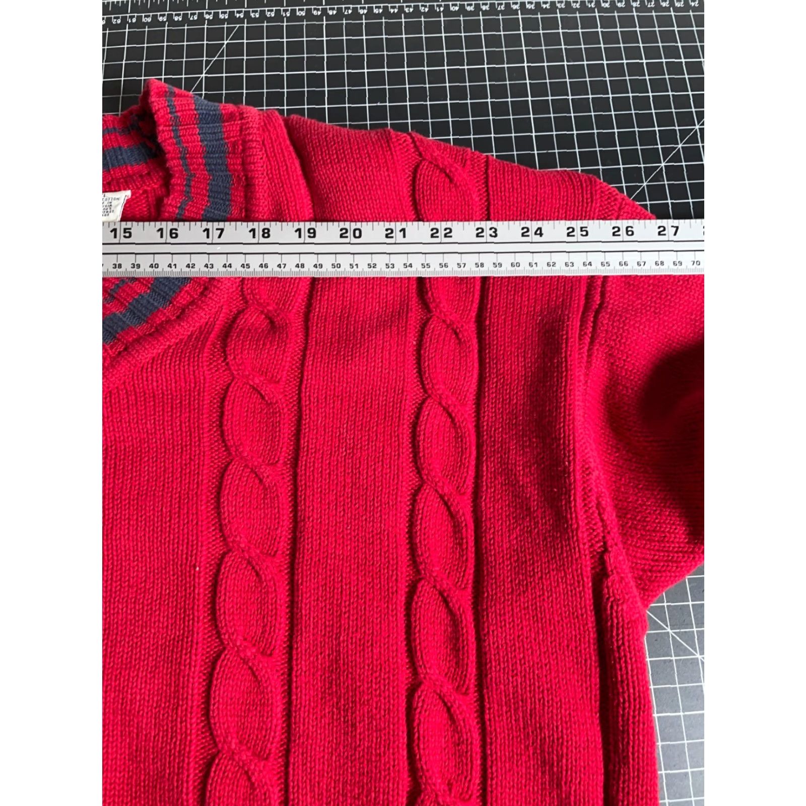 Gap VINTAGE Gap Tennis Sweater Men XL Red Blue V-Neck Cable Cotton Knit Preppy 90s Mens Pullover Winter Size US XL / EU 56 / 4 - 7 Thumbnail