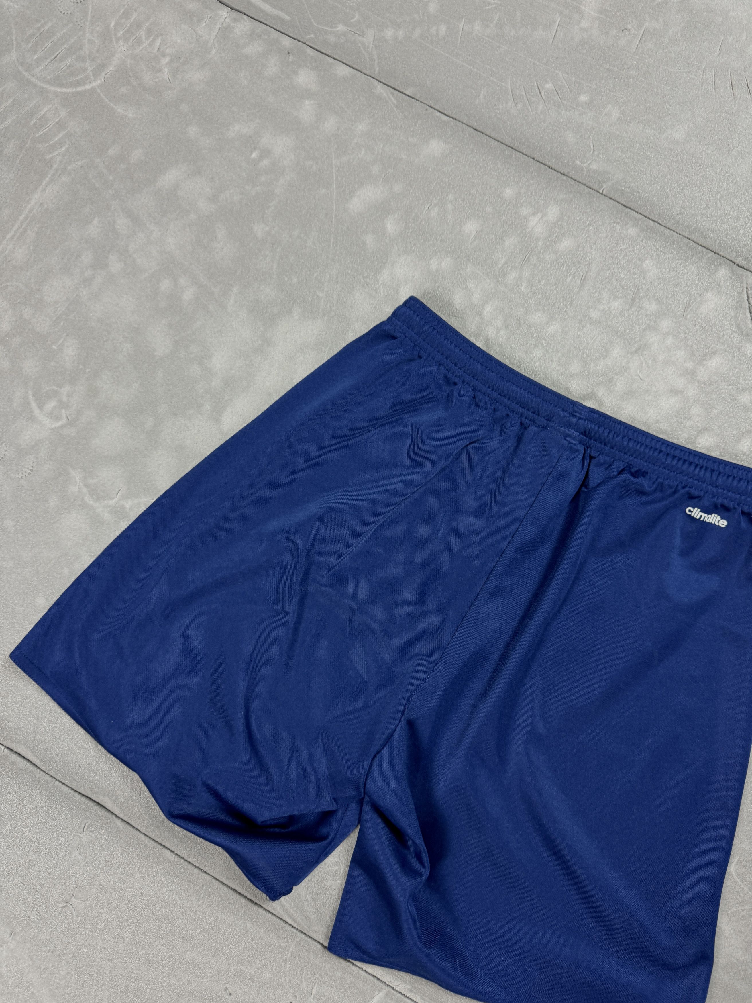 Adidas Adidas navy shorts sport soccer football streetwear Size US 30 / EU 46 - 8 Thumbnail
