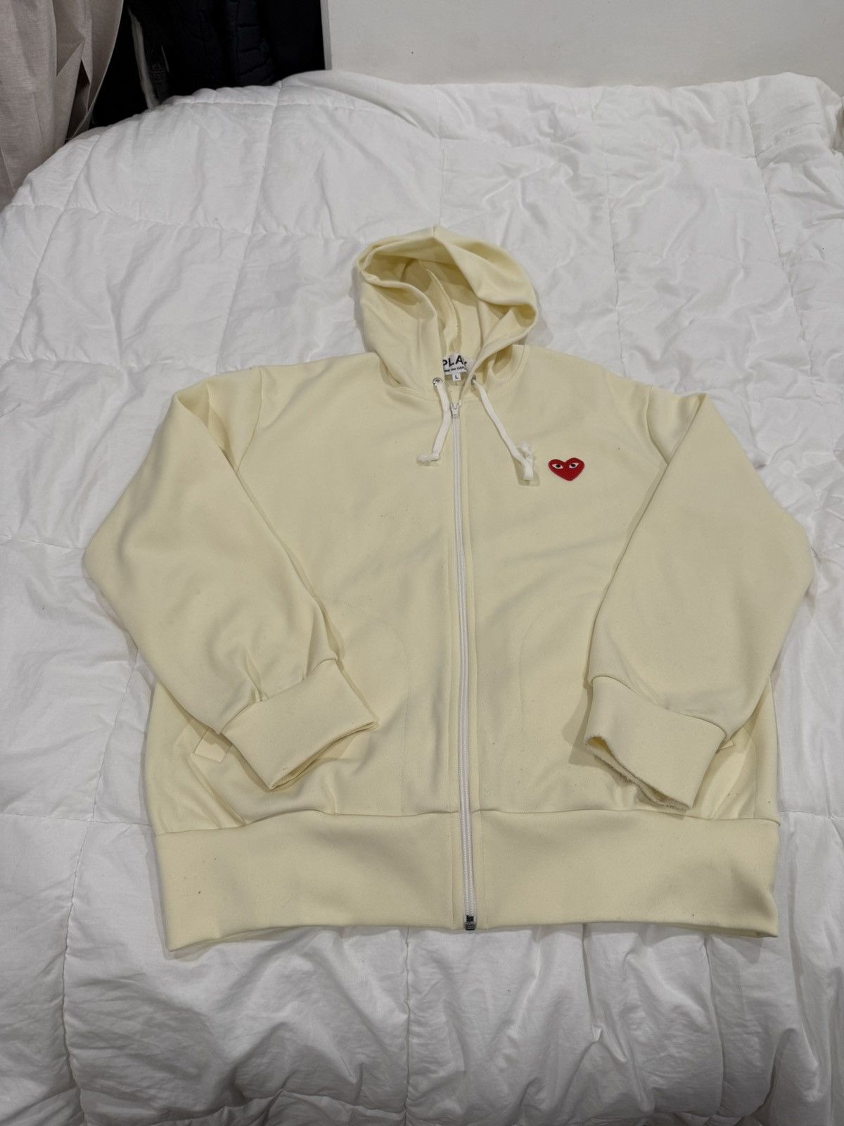 Comme des Garcons PLAY Comme Des Garçons Play Hooded Zip Up Ivory Size L Size US L / EU 52-54 / 3 - 1 Thumbnail