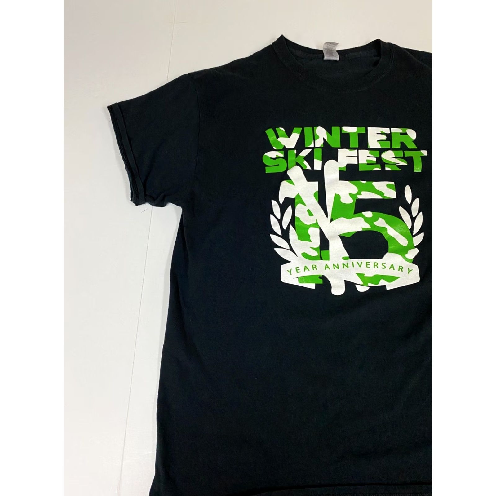 Gildan Winter Ski Fest Mens T Shirt L black 2021 Gildan Crew Neck Short Sleeve Cotton Spandex Logo Solid Regular Men's Size US L / EU 52-54 / 3 - 3 Thumbnail