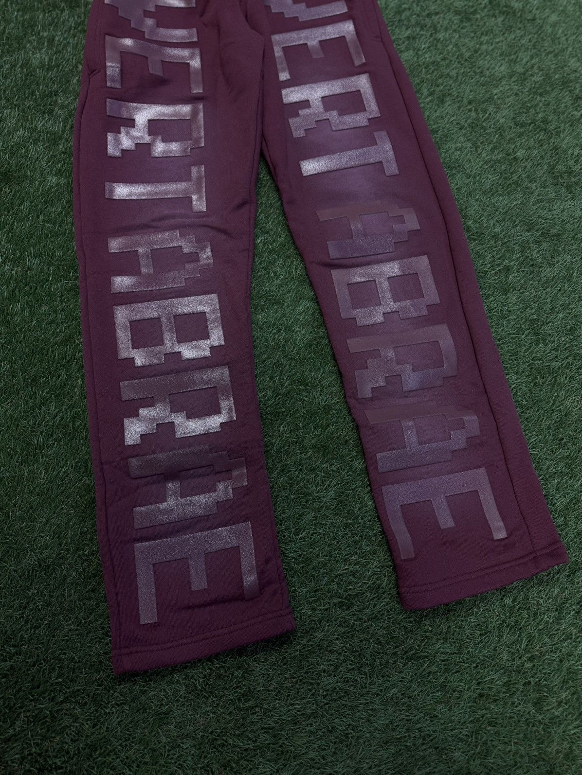 Vertabrae Vertabrae Sweatpants Burgundy Size Small (NEW) Size US 30 / EU 46 - 2 Thumbnail