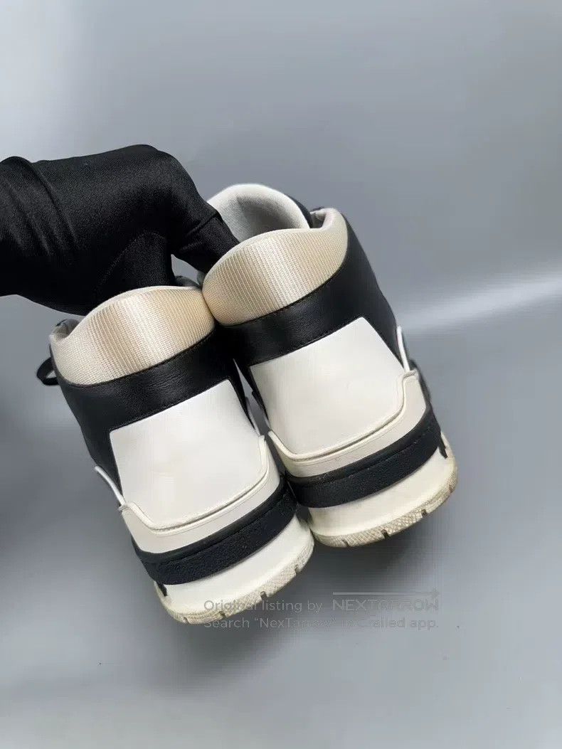 Louis Vuitton Louis Vuitton Black and white panda high-top casual shoes Size US 7 / EU 40 - 4 Thumbnail