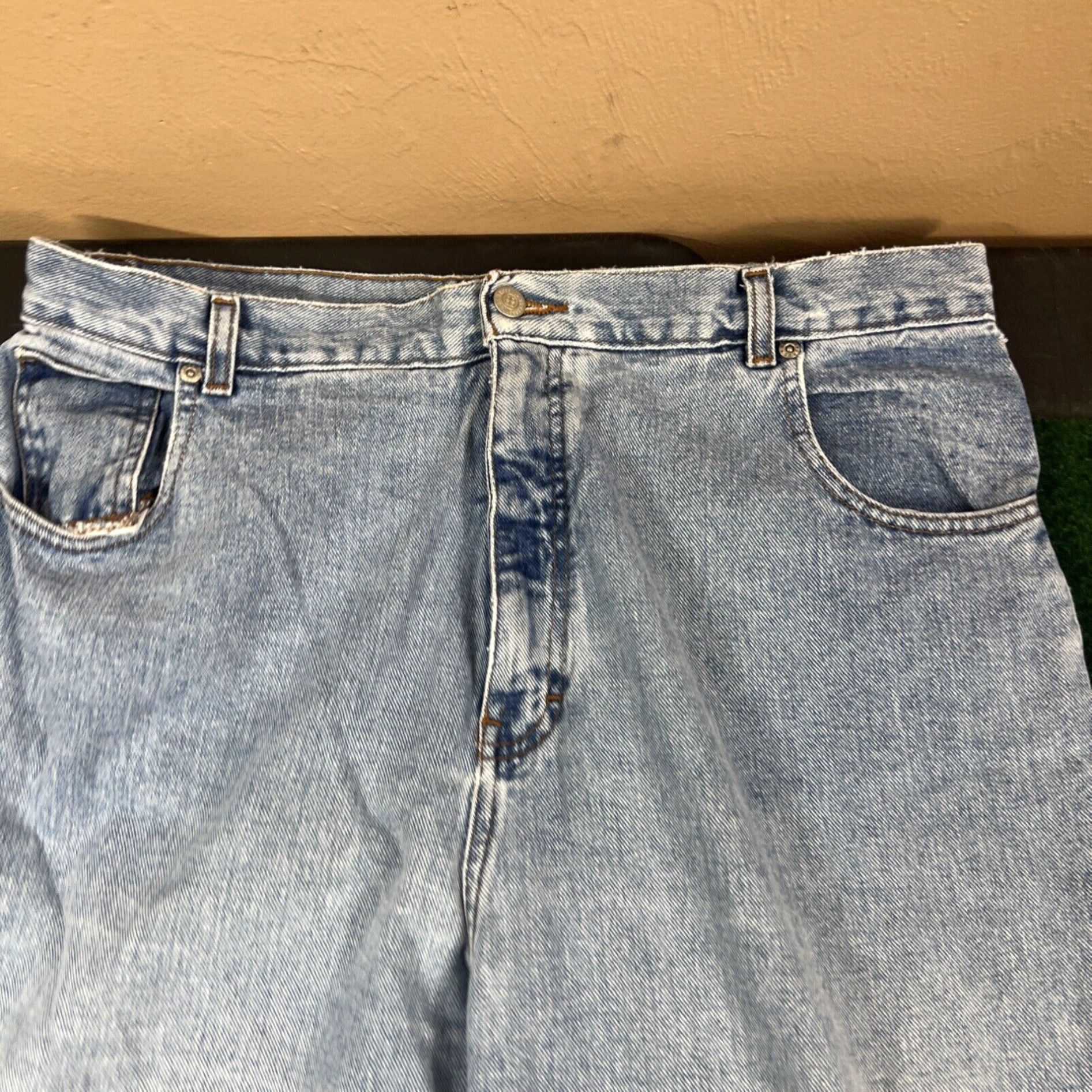 Vintage Crossroads Jeans Womens 18R Relaxed Straight Denim Pants Ladies Light Wash Size 40" / US 18 - 3 Thumbnail