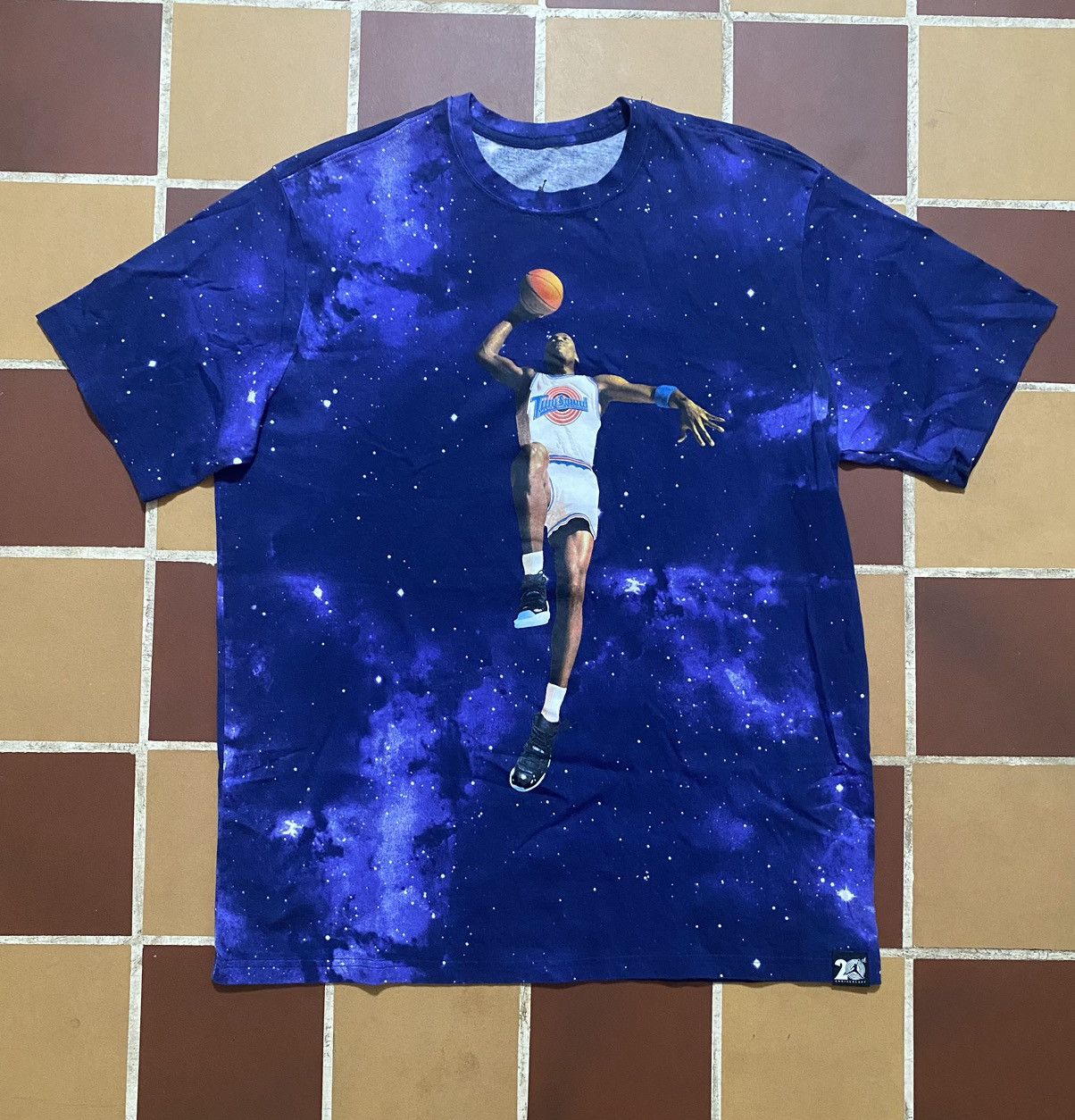 Jordan Brand × Nike Vintage Air Jordan Galaxy Shirt Size US XL / EU 56 / 4 - 2 Thumbnail