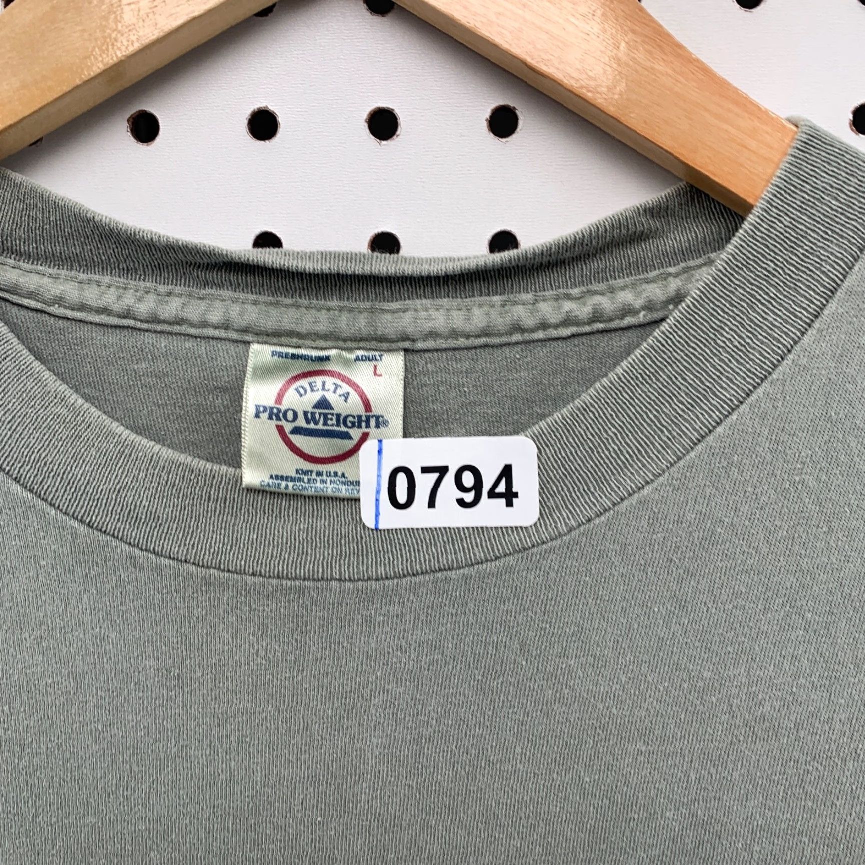 Vintage VINTAGE USS Constitution Shirt Large Adult L Gray Boston History Graphic Print Mens Size US L / EU 52-54 / 3 - 7 Thumbnail