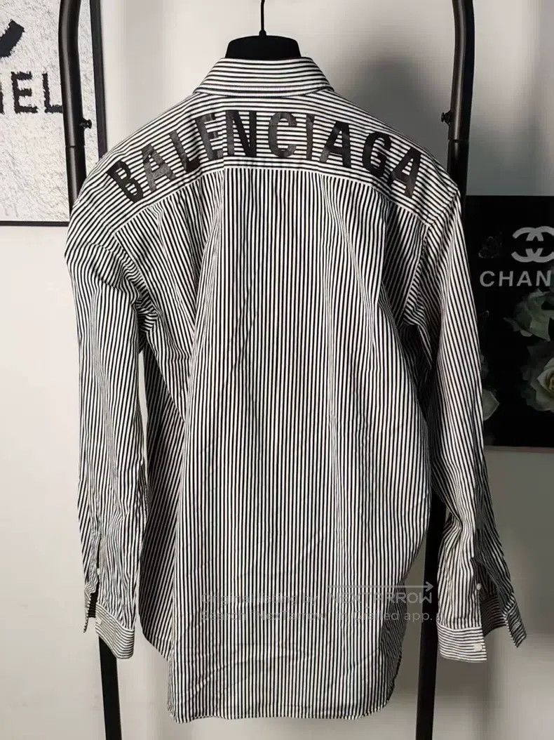 Balenciaga Balenciaga Back logo shirt Size XS / US 0-2 / IT 36-38 - 2 Thumbnail