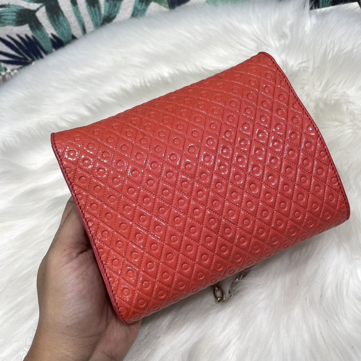 Tod's Authentic TOD’S Signature Embossed Patern Leather Crossbody Size ONE SIZE - 10 Thumbnail