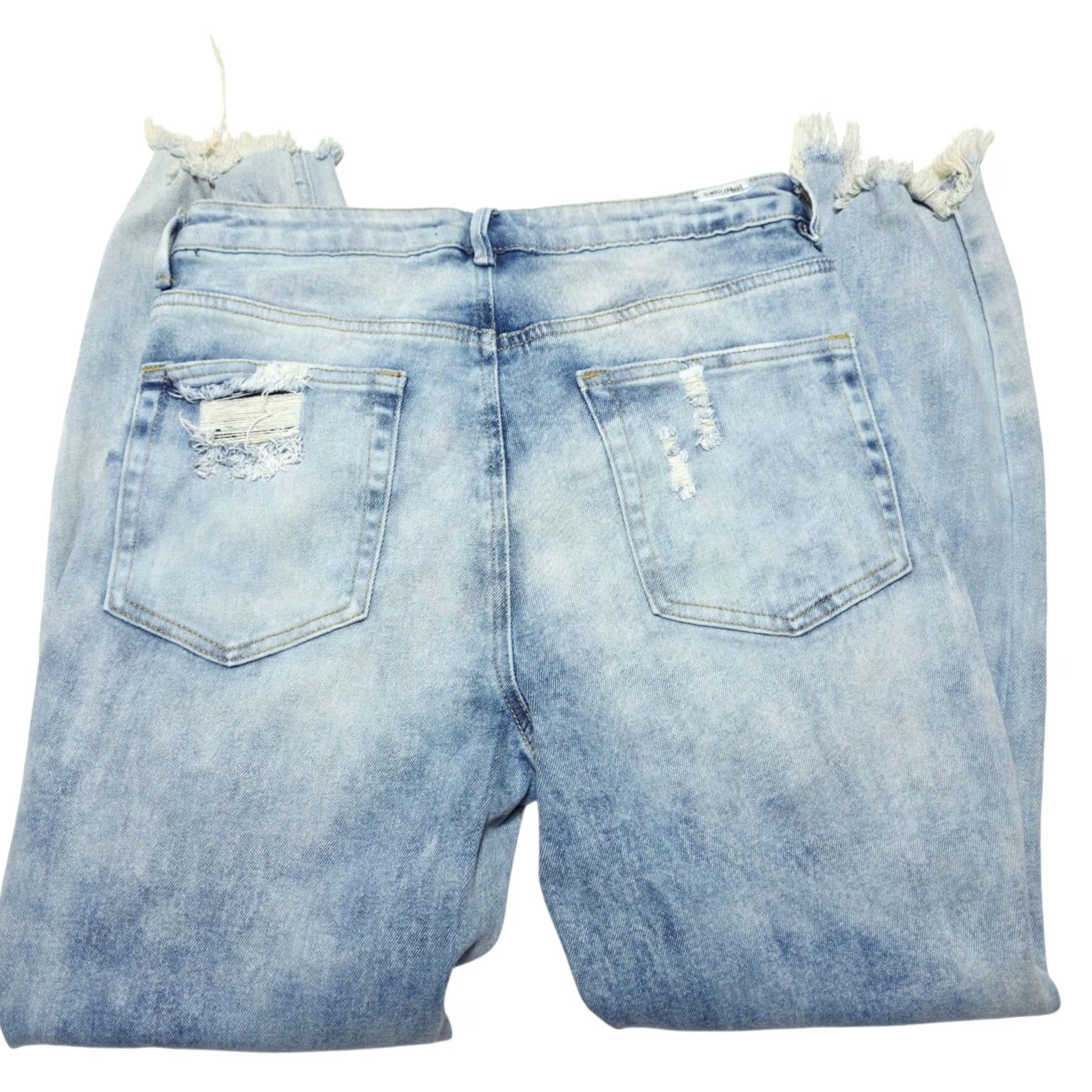 Almost Famous Almost Famous Jeans Women’s 28x27 Light Wash Distressed Raw Hem Size 28" / US 6 / IT 42 - 5 Thumbnail
