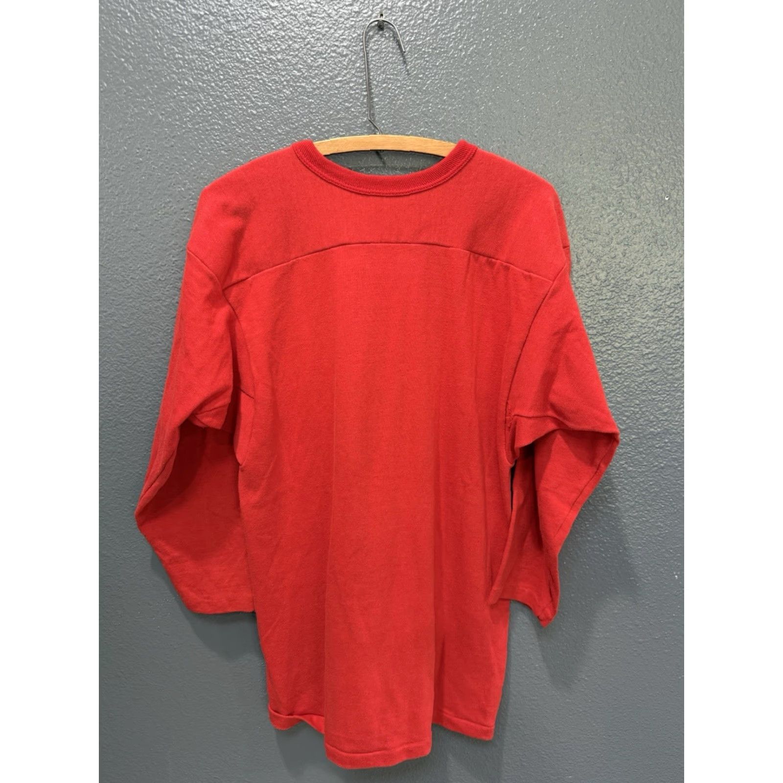 Russell Athletic VINTAGE Russell Athletic Gold Label Red Cotton Raglan Shirt M Adult Mens 70s 1970s Size US M / EU 48-50 / 2 - 5 Thumbnail