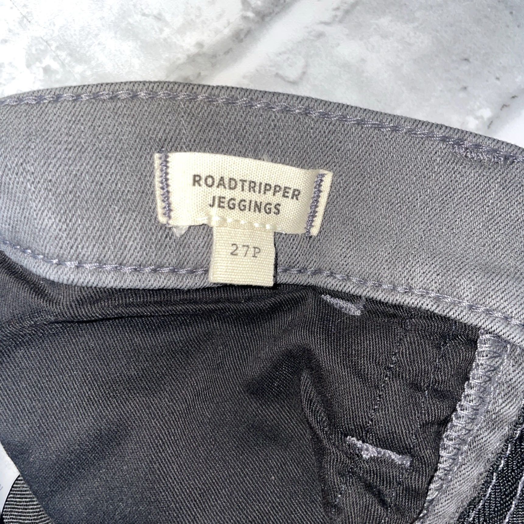 Madewell MADewell Gray Skinny Roadtripper Jeggings Womens Petite Size 24P 25" Inseam Size 42" / US 20 - 6 Thumbnail