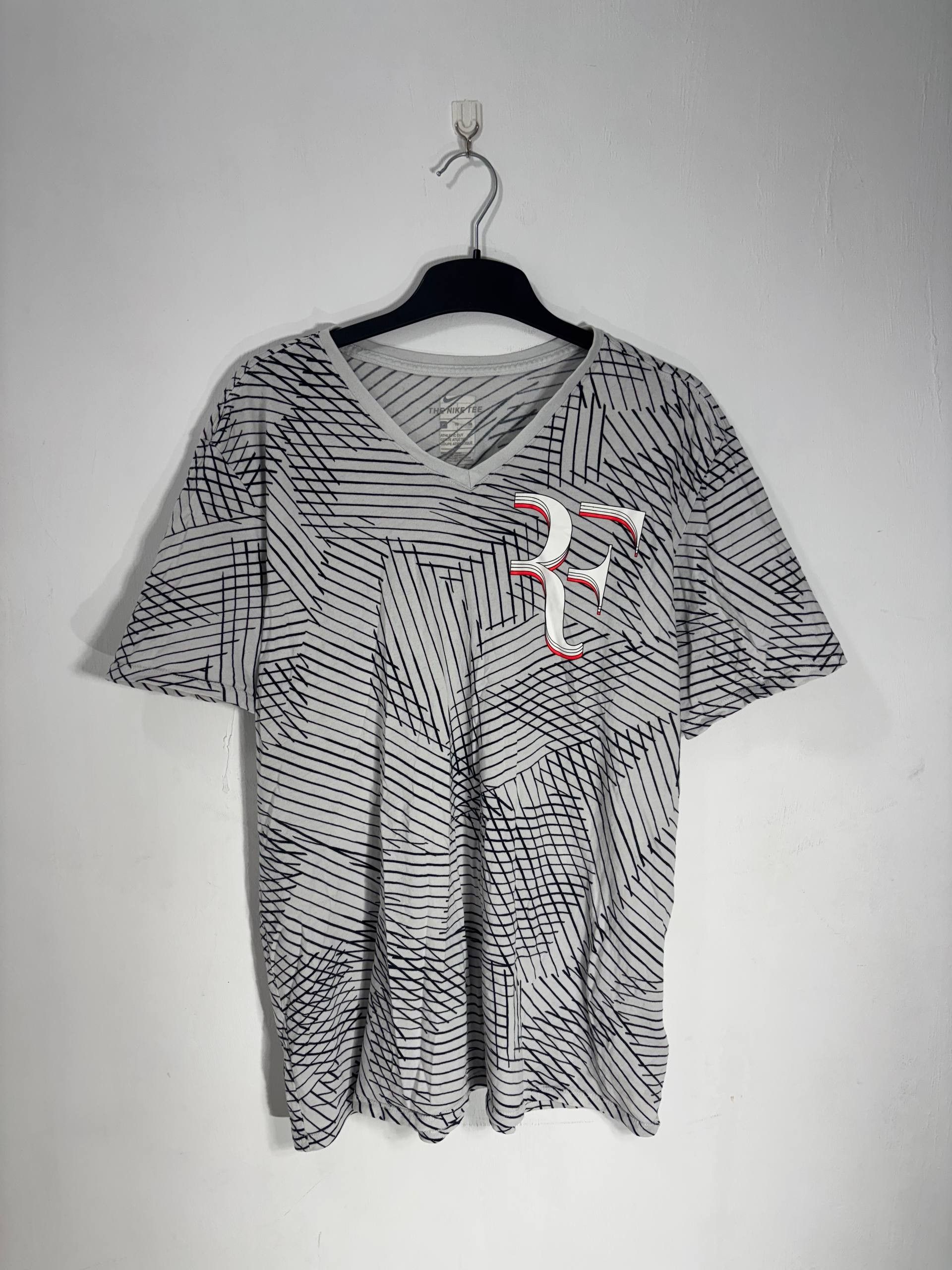 Nike Nike RF Roger Federer Tennis V-Neck T-Shirt XL AOP 831466 Size US XL / EU 56 / 4 - 1 Thumbnail