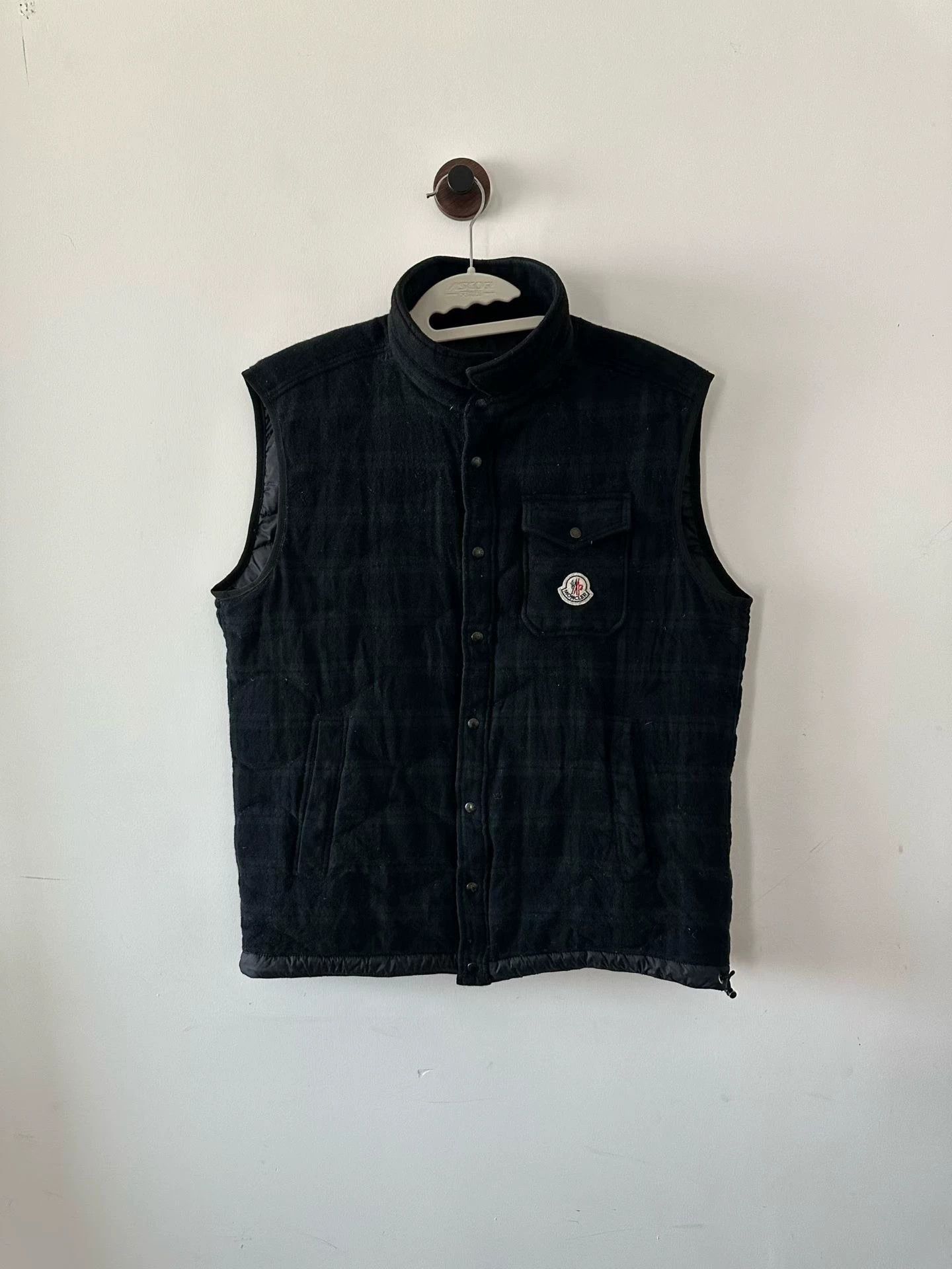 Moncler Moncler Gingham Down Vest Size 3 9/10 Size US L / EU 52-54 / 3 - 1 Thumbnail