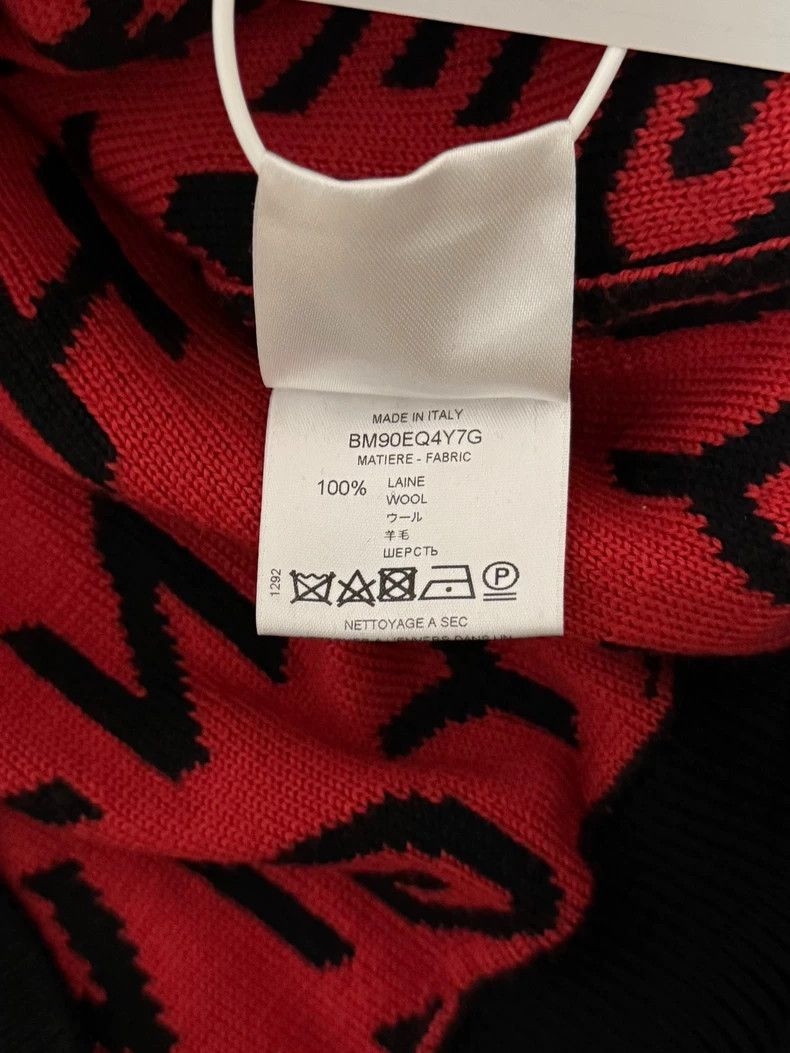 Givenchy Givenchy Full print logo sweater, XL Size US XL / EU 56 / 4 - 5 Thumbnail