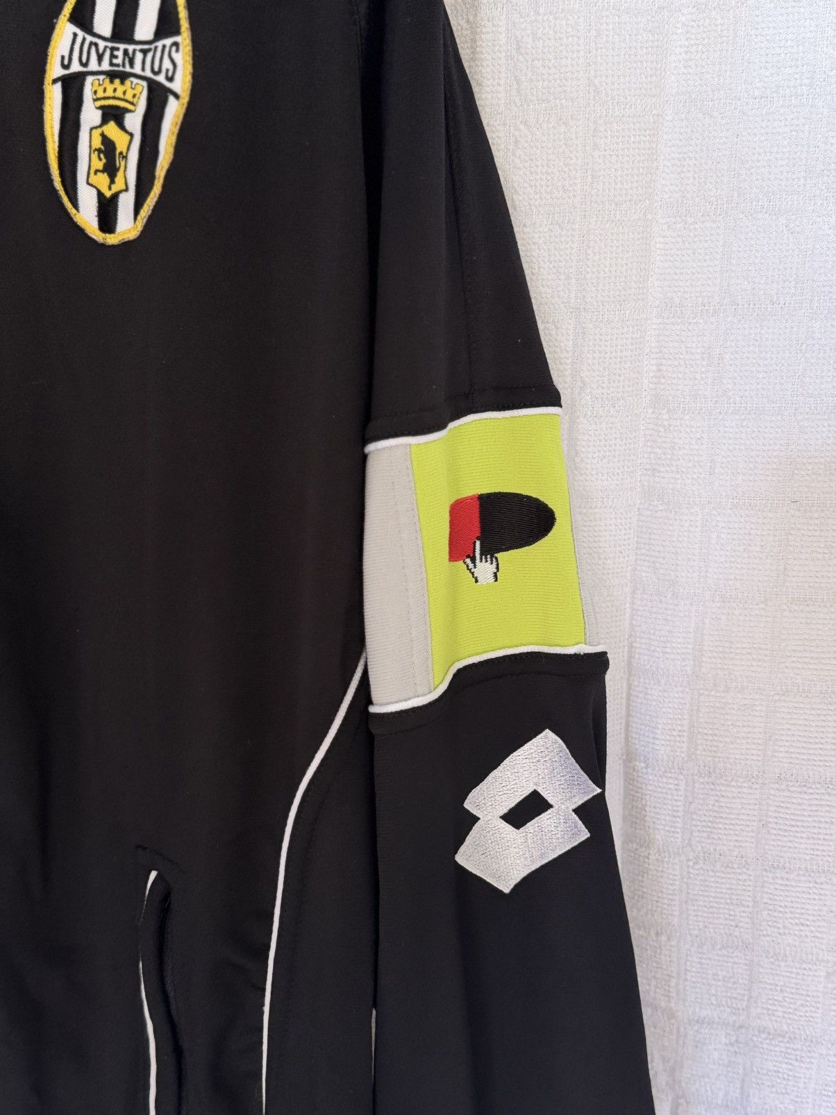 Lotto Sport 2000-2001 LOTTO CIAO WEB JUVENTUS TRACKSUIT Size US XL / EU 56 / 4 - 6 Thumbnail
