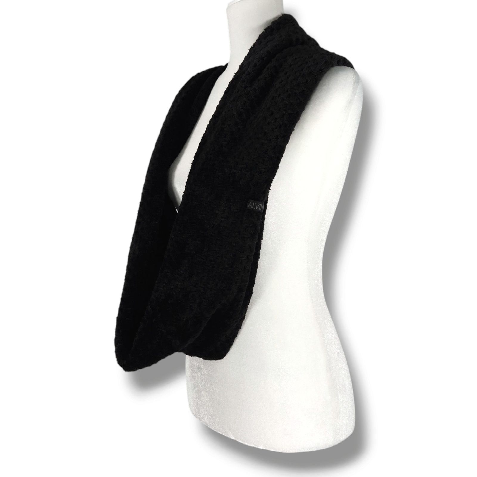 Calvin Klein EUC Calvin Klein Faux Fur Infinity Loop Snood Scarf Black Size ONE SIZE - 4 Thumbnail