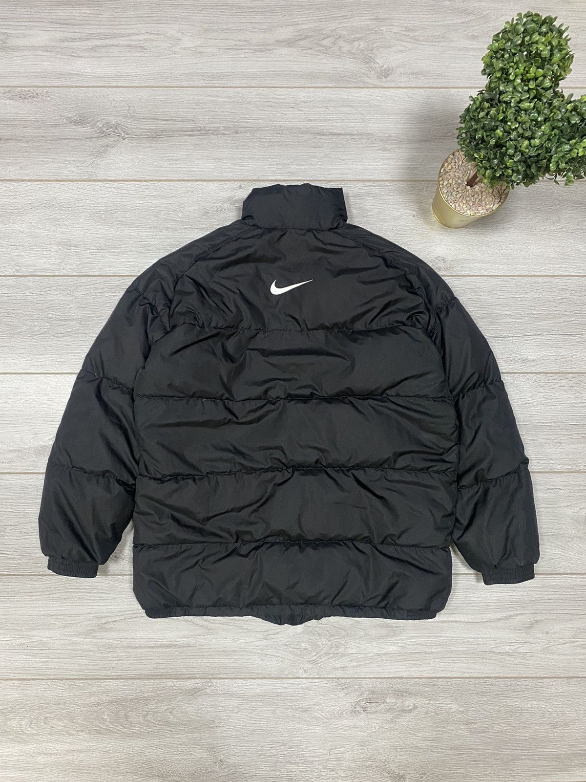 image of 1990X Clothing x Nike 90's Vintage Puffer Big Swoosh Jacket in Black, Men's (Size Medium)