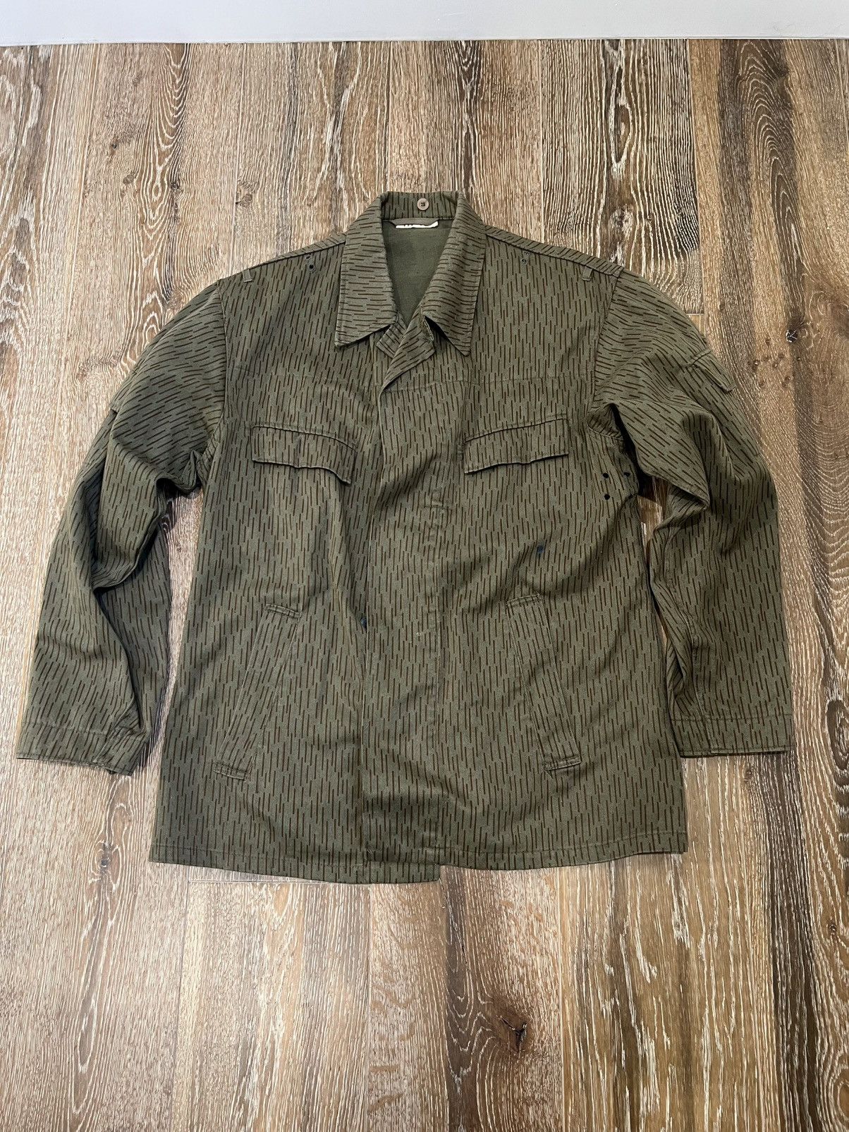 Vintage Vintage East German Army Rain Drop Camo Field Jacket Size US M / EU 48-50 / 2 - 1 Thumbnail