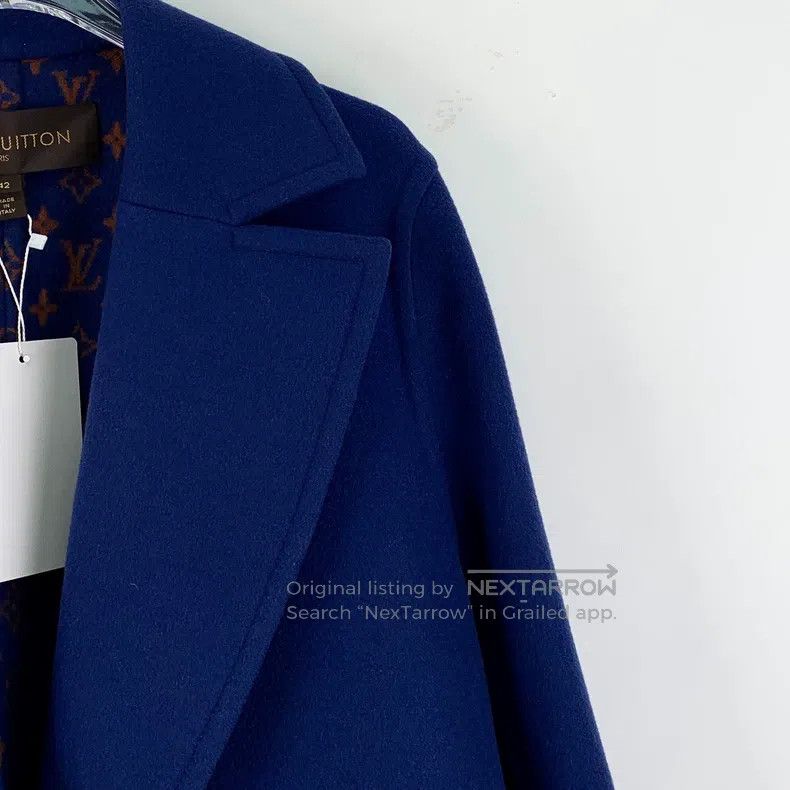 Louis Vuitton Louis Vuitton Dark blue inside presbyopic full print wool Size M / US 6-8 / IT 42-44 - 3 Thumbnail