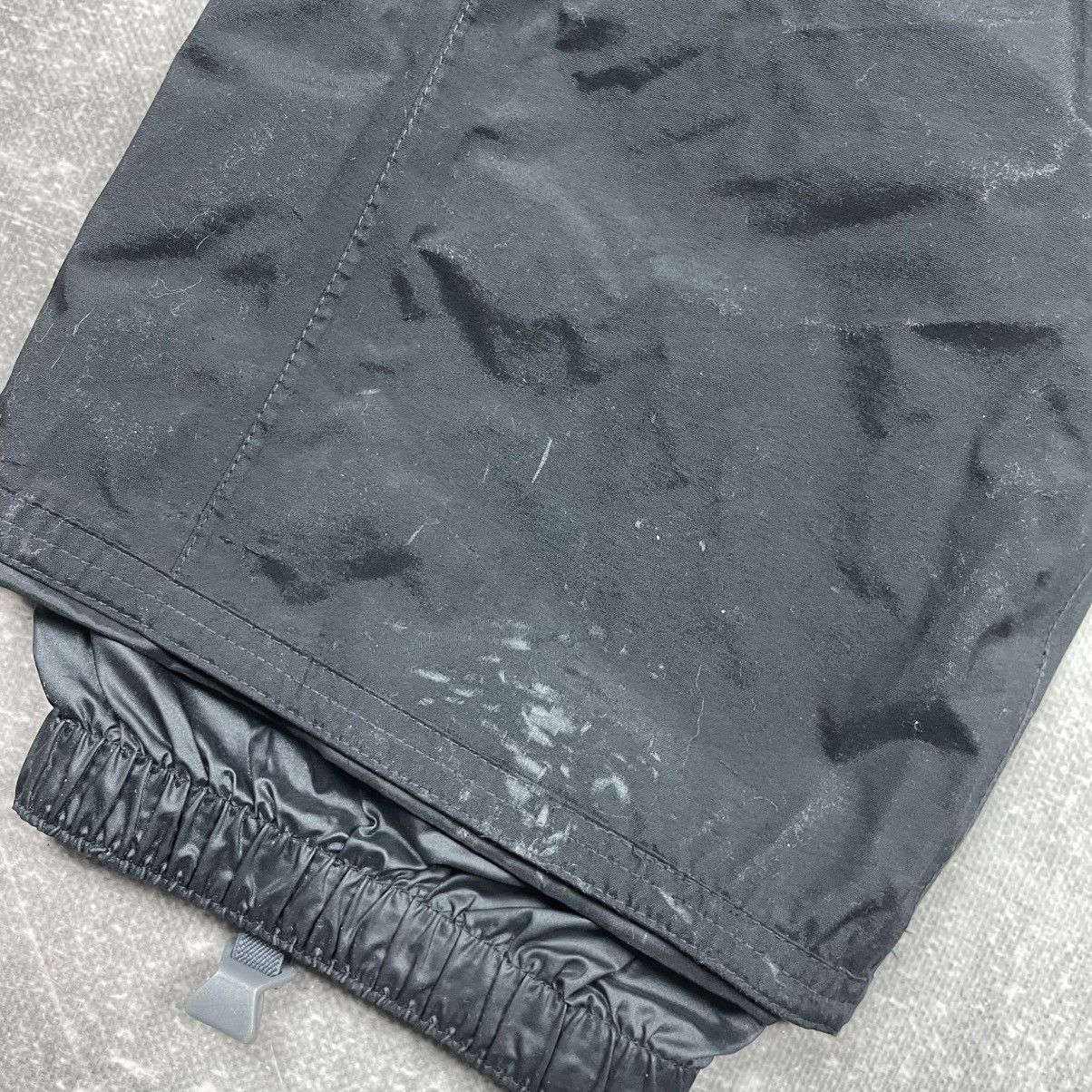 Nike ACG Nike ACG Storm-fit Skiing Pants Size US 34 / EU 50 - 15 Thumbnail