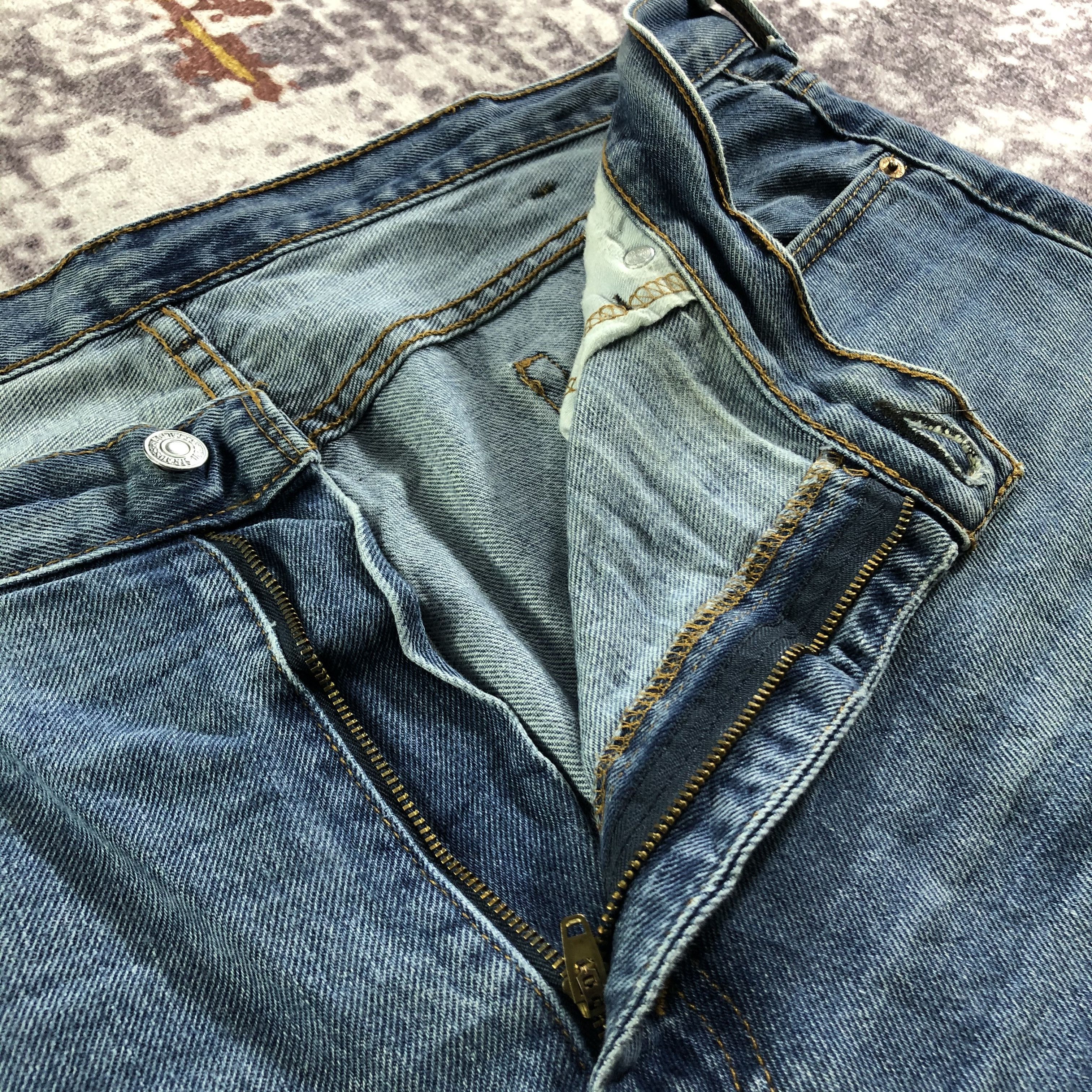 Levi's × Vintage Vintage Blue Wash Levis 560 Jeans-JM3416 Size US 43 - 7 Thumbnail