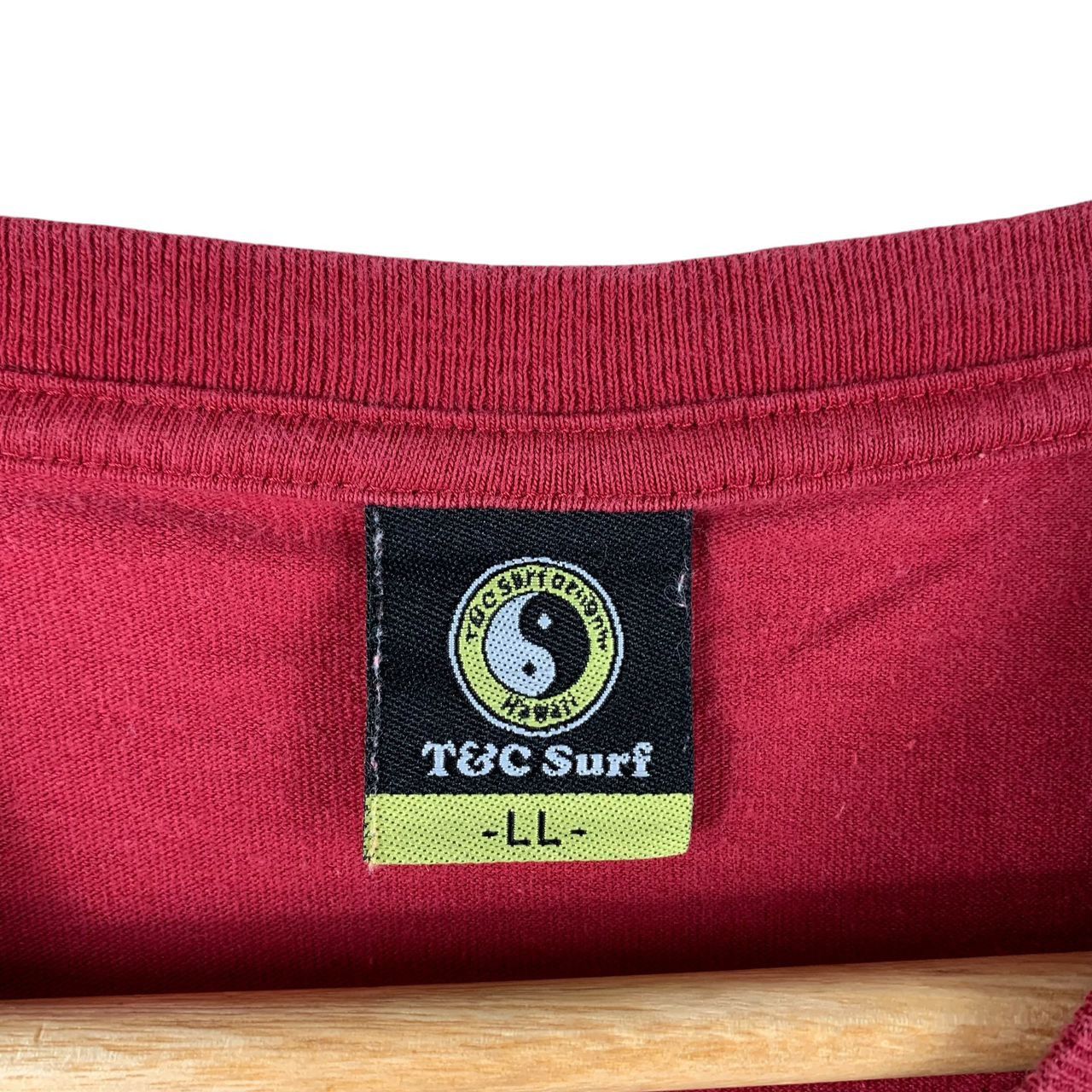 Vintage TOWN & COUNTRY big back hit Surfing tee Size US XL / EU 56 / 4 - 4 Thumbnail
