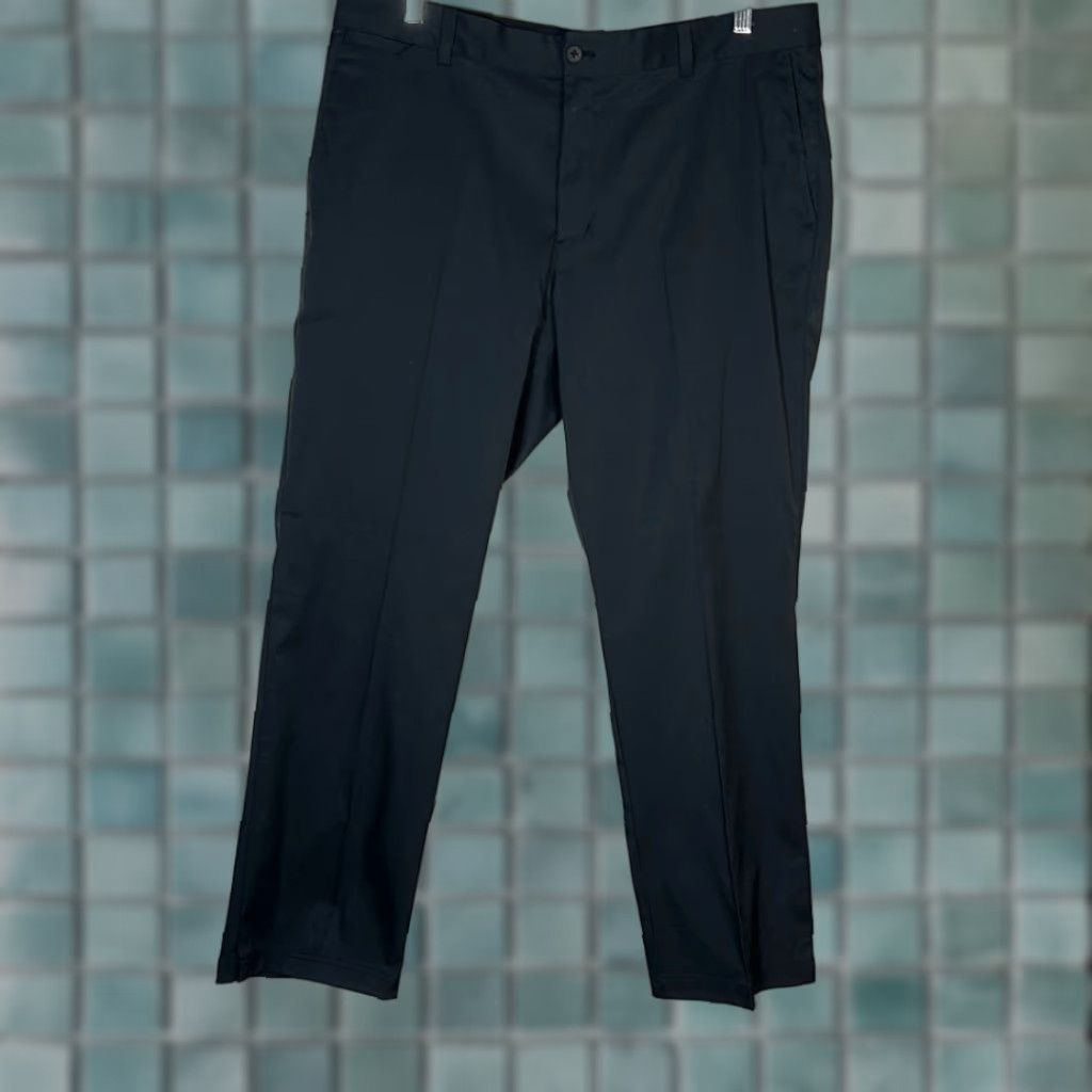 Nike Nike Golf Pants Mens Black Dri-Fit 36x30 Chino 639779-010 Size US 36 / EU 52 - 1 Thumbnail