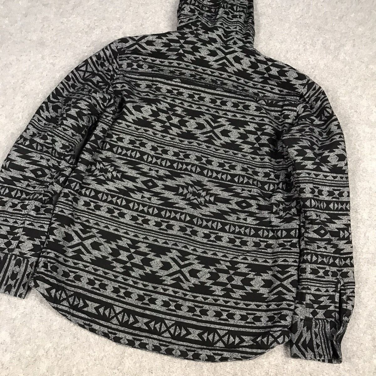 Edwin × Japanese Brand BLACK NAVAJO PUNK STYLE SHERPA EDWIN BUTTON HOODIES JACKET Size US M / EU 48-50 / 2 - 8 Thumbnail