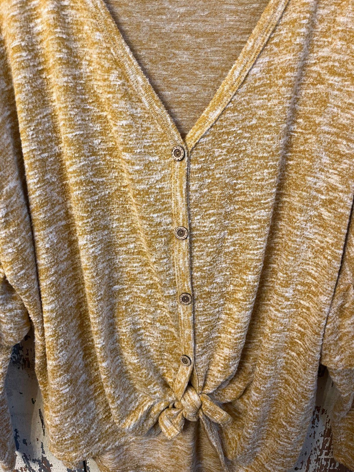 Designer Fantastic Fawn Heathered Yellow blouse, small, oversized Size S / US 4 / IT 40 - 4 Thumbnail