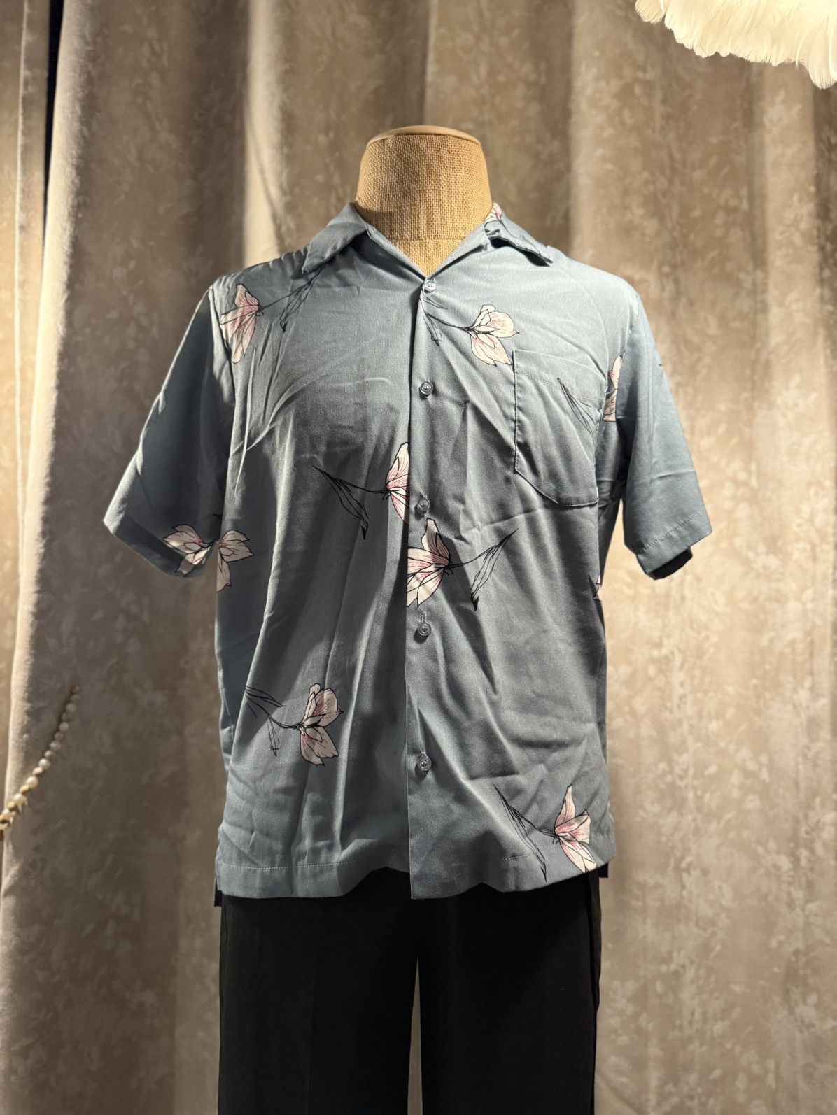 Asos Men’s Soft Blue Floral Button-Up Shirt – Vintage Vibe Size US M / EU 48-50 / 2 - 1 Thumbnail