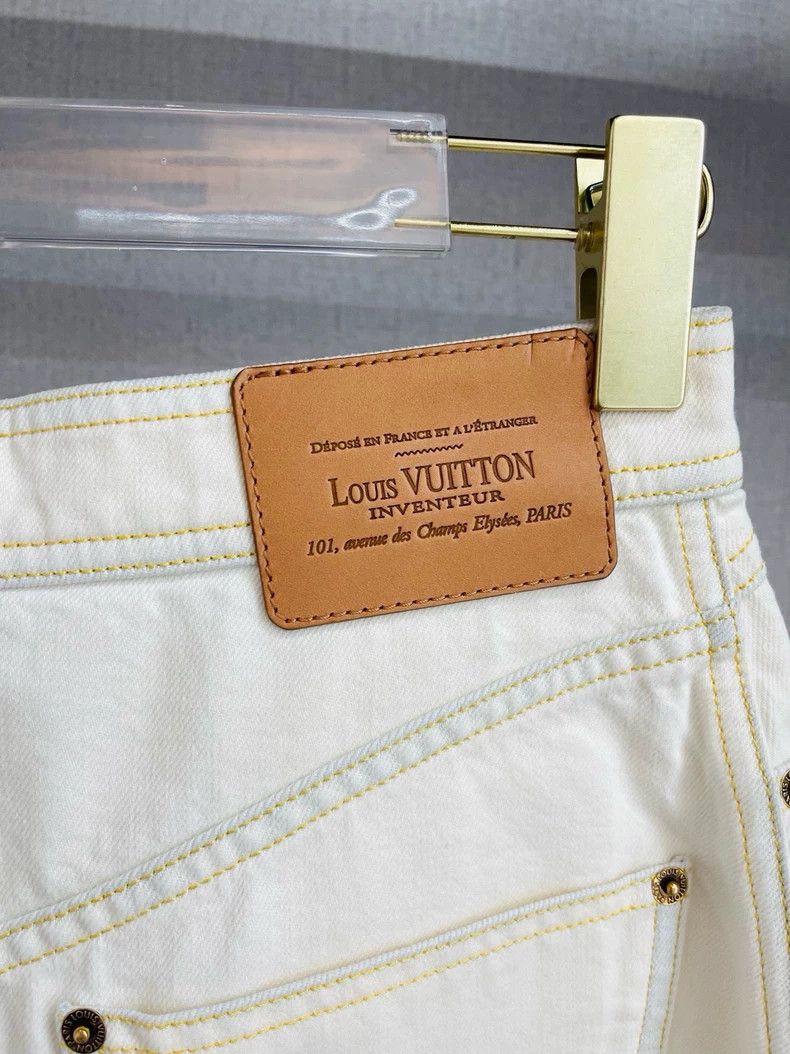 Louis Vuitton Louis Vuitton White denim skirt Size 35" - 4 Thumbnail