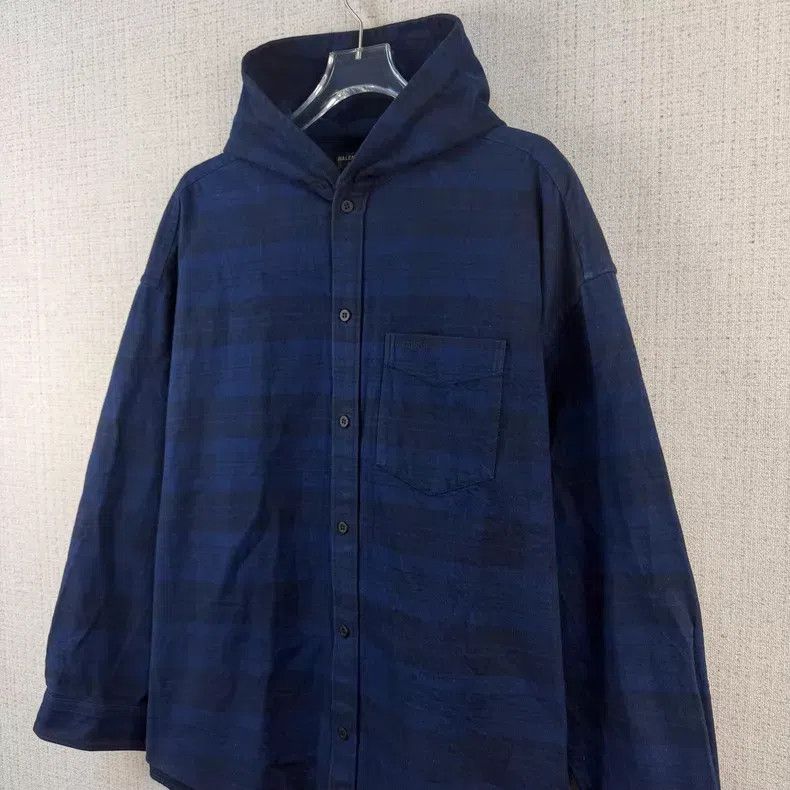 Balenciaga Balenciaga Plaid detail embroidered logo hooded long-sleev Size US S / EU 44-46 / 1 - 3 Thumbnail