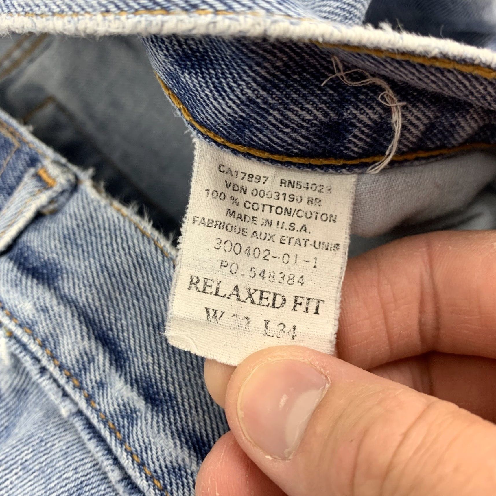 Gap VINTAGE Gap Jeans Men Adult 32 Blue Relaxed Fit Straight Leg Button Fly Thrashed 90s Grunge 90s American Size US 32 / EU 48 - 6 Thumbnail