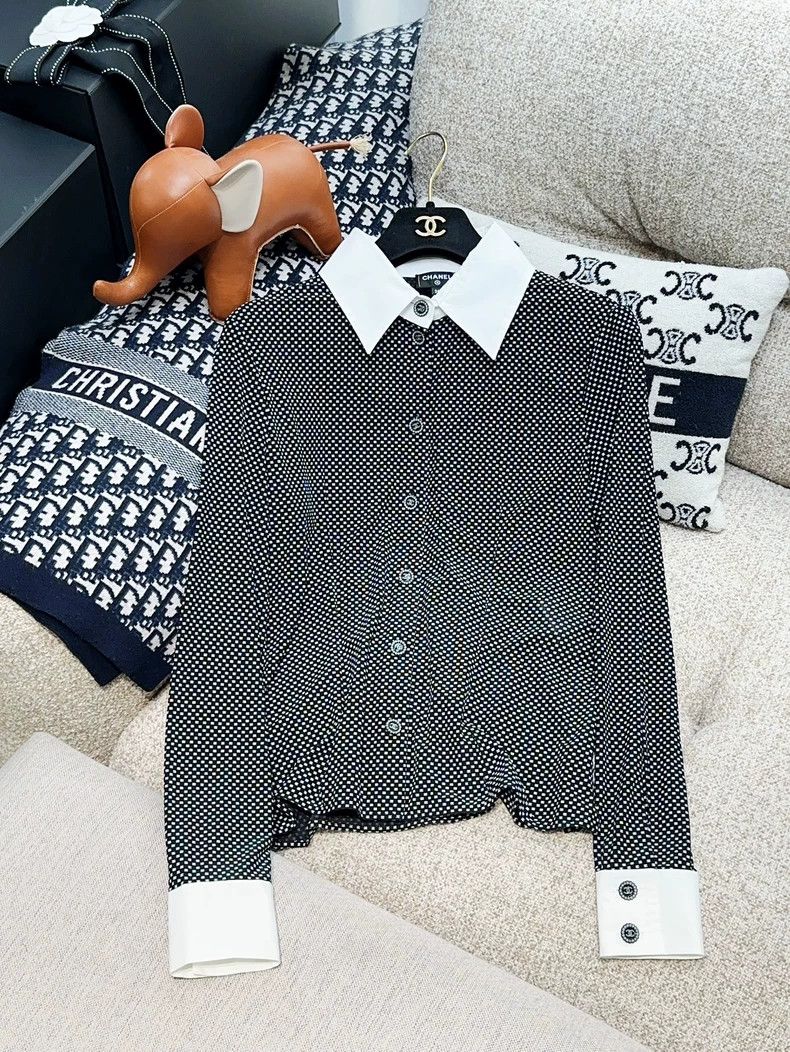 Chanel Chanel 24B autumn and winter preview black full logo print Size XS / US 0-2 / IT 36-38 - 1 Thumbnail