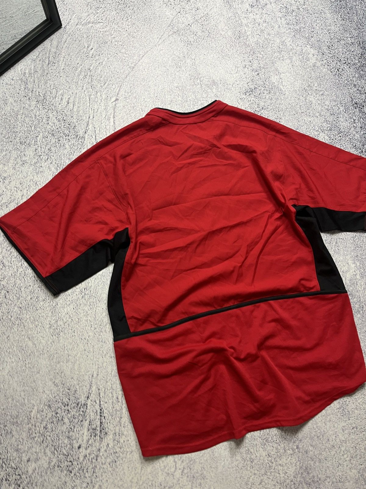 Nike Nike Manchester United 2002/2004 Home Vintage Soccer Jersey Size US L / EU 52-54 / 3 - 17 Thumbnail