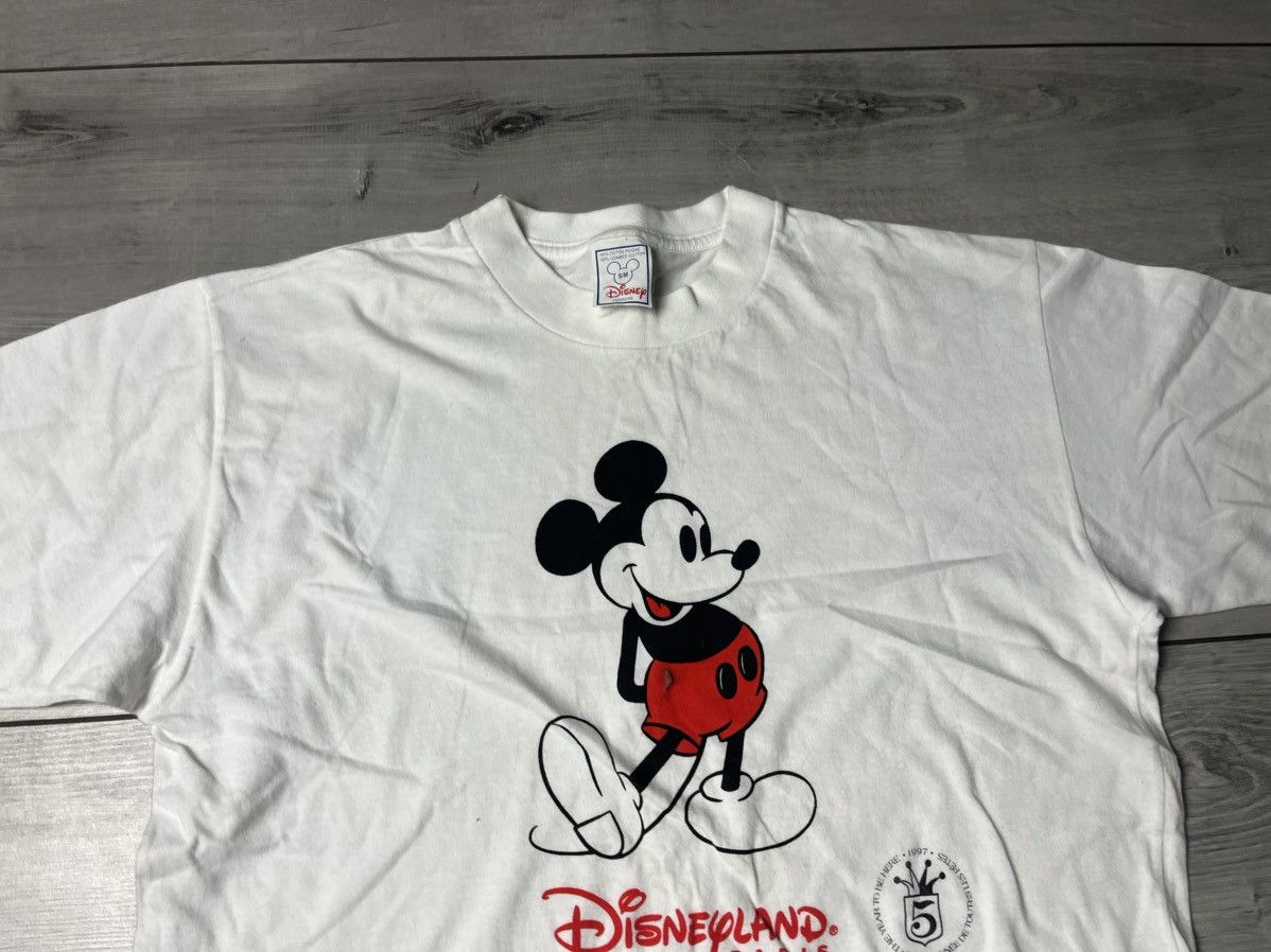 Disney Vintage Disney Mickey Mouse 1997 T-shirt size S/M Size US S / EU 44-46 / 1 - 3 Thumbnail