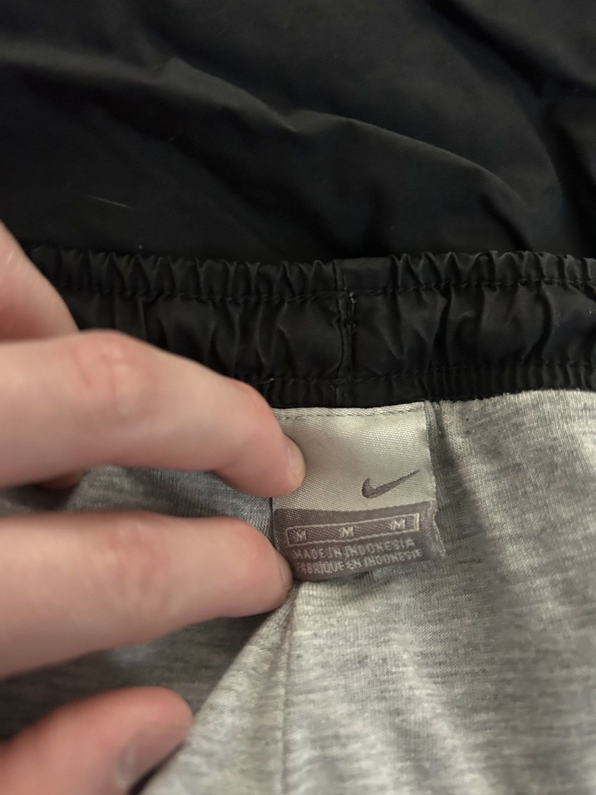 Nike Vintage Nike Baggy Trackpants Size US 32 / EU 48 - 5 Thumbnail