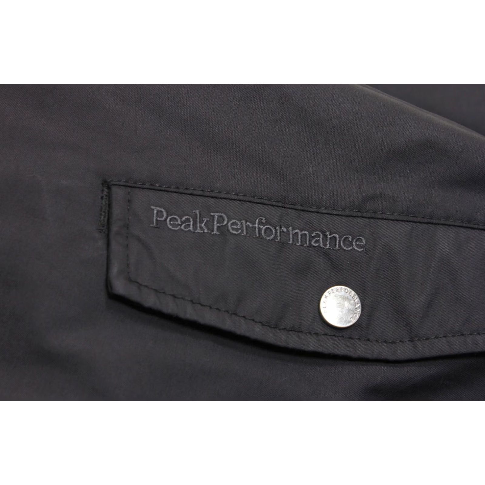 Peak Performance PEAK PERFORMANCE ALEX Bomber Jacket Men Size S Black Padded Quilt Lined MJ2251 Size US S / EU 44-46 / 1 - 6 Thumbnail